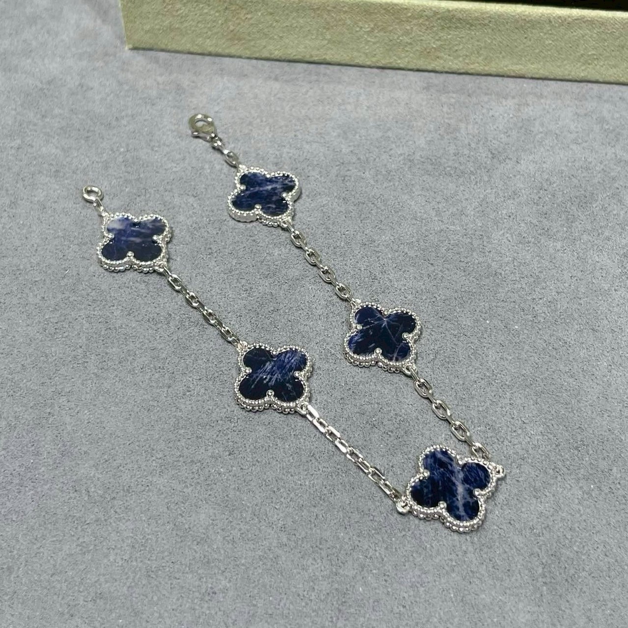 18k”限量星空彼得石”白金五花四葉草高奢定製手鍊