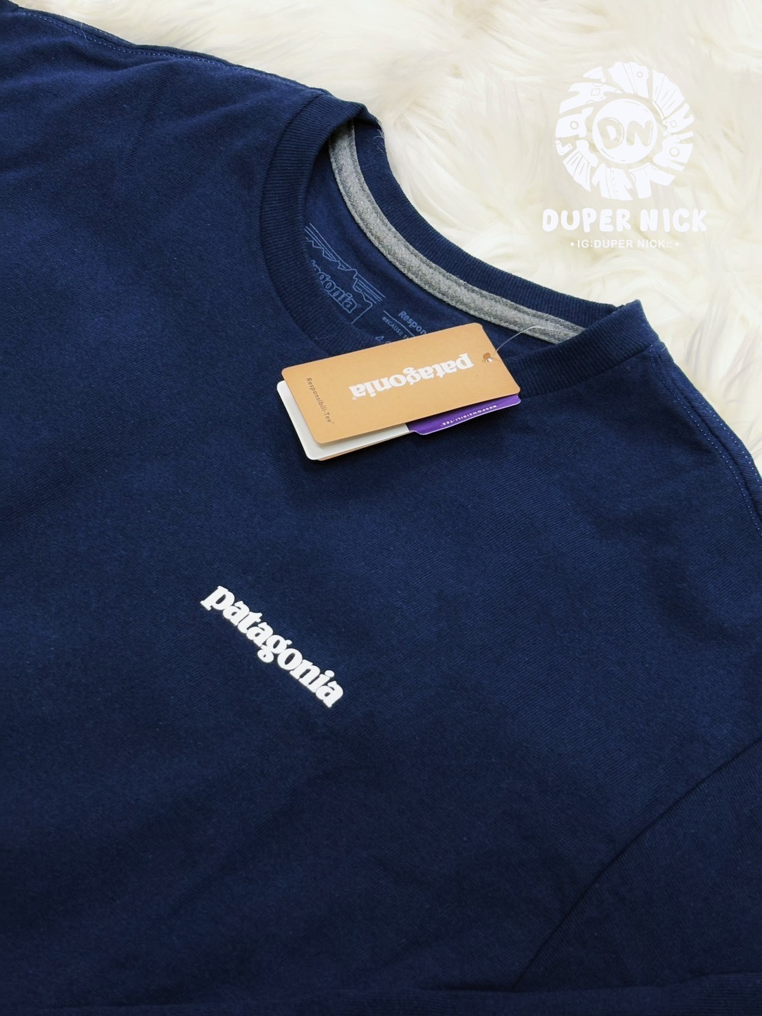 Patagonia P-6 Logo 薄長袖 深藍色
