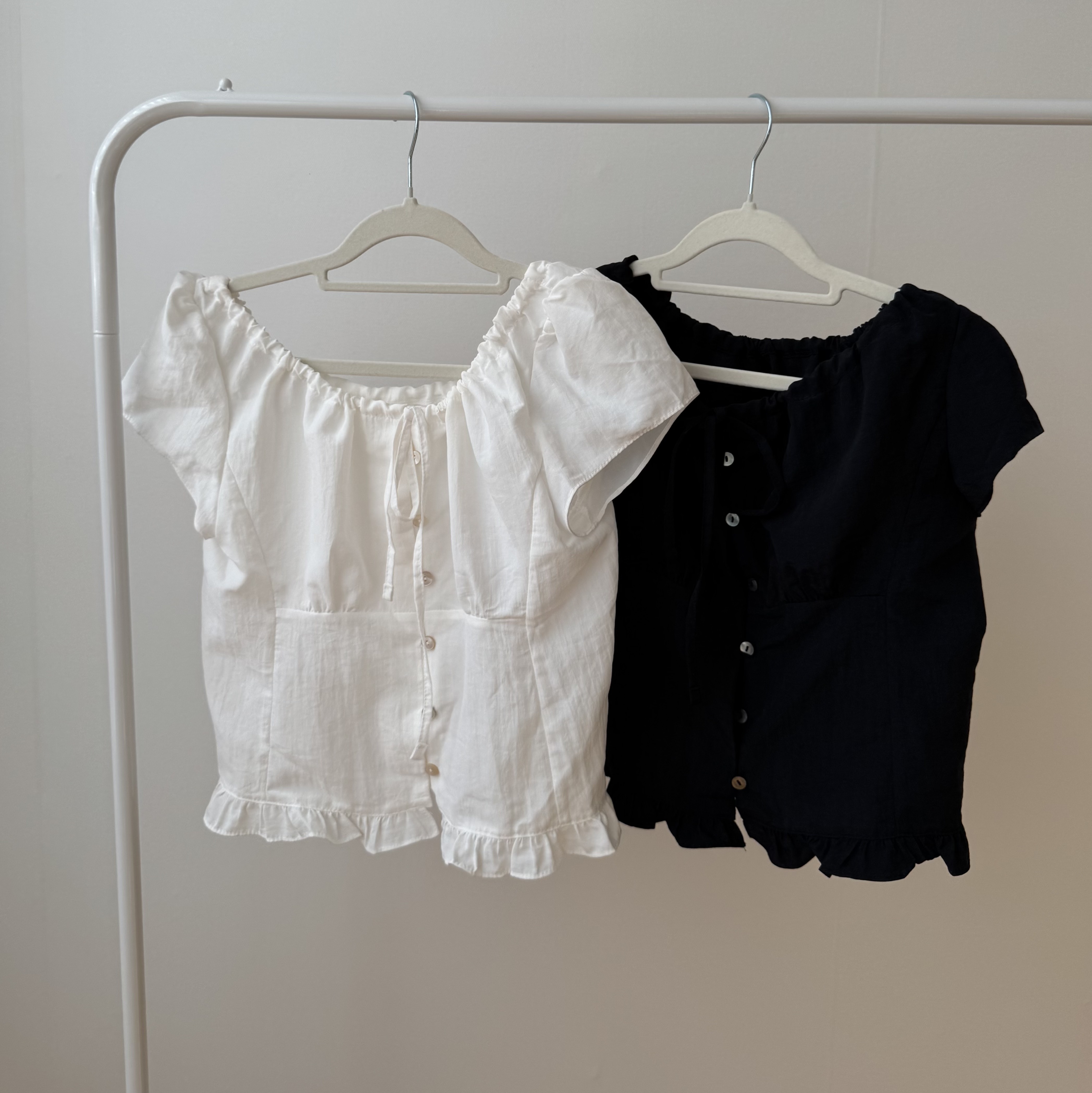 小荷葉排扣上衣