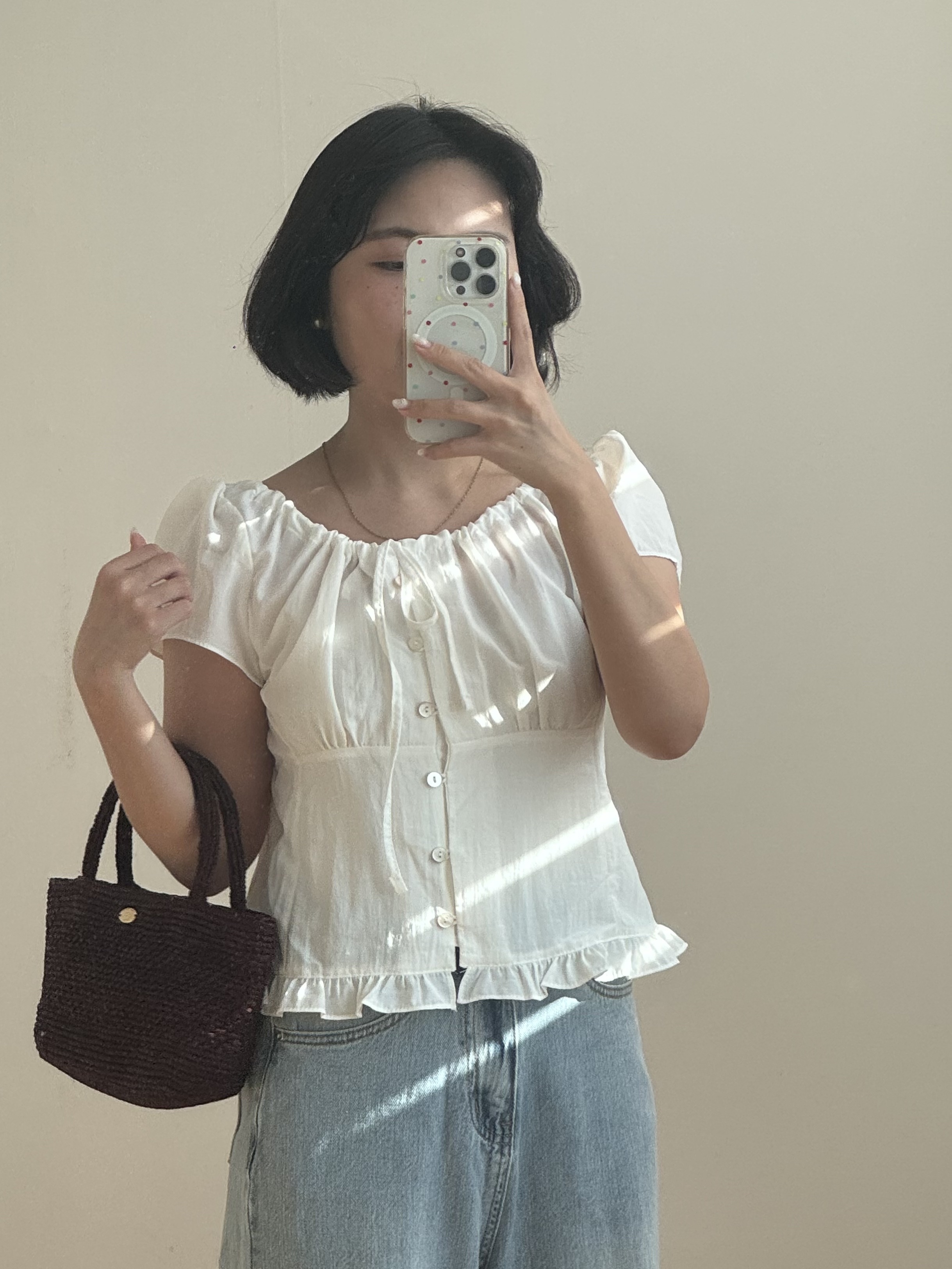小荷葉排扣上衣