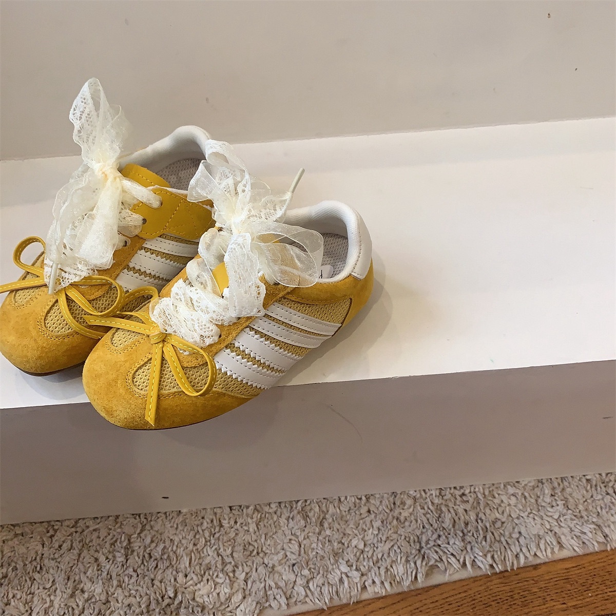 四色蕾絲德訓鞋