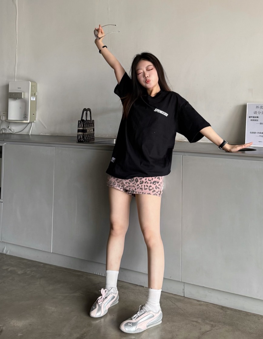 PUMA 德訓鞋 Bella V2 銀粉配色｜中國限定女神百搭薄底休閒鞋 July25