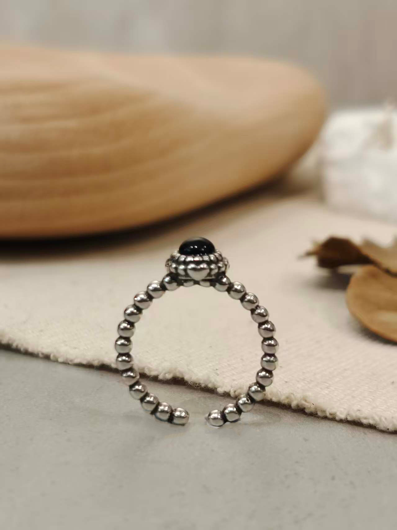 🌿黑瑪瑙 銀珠戒指