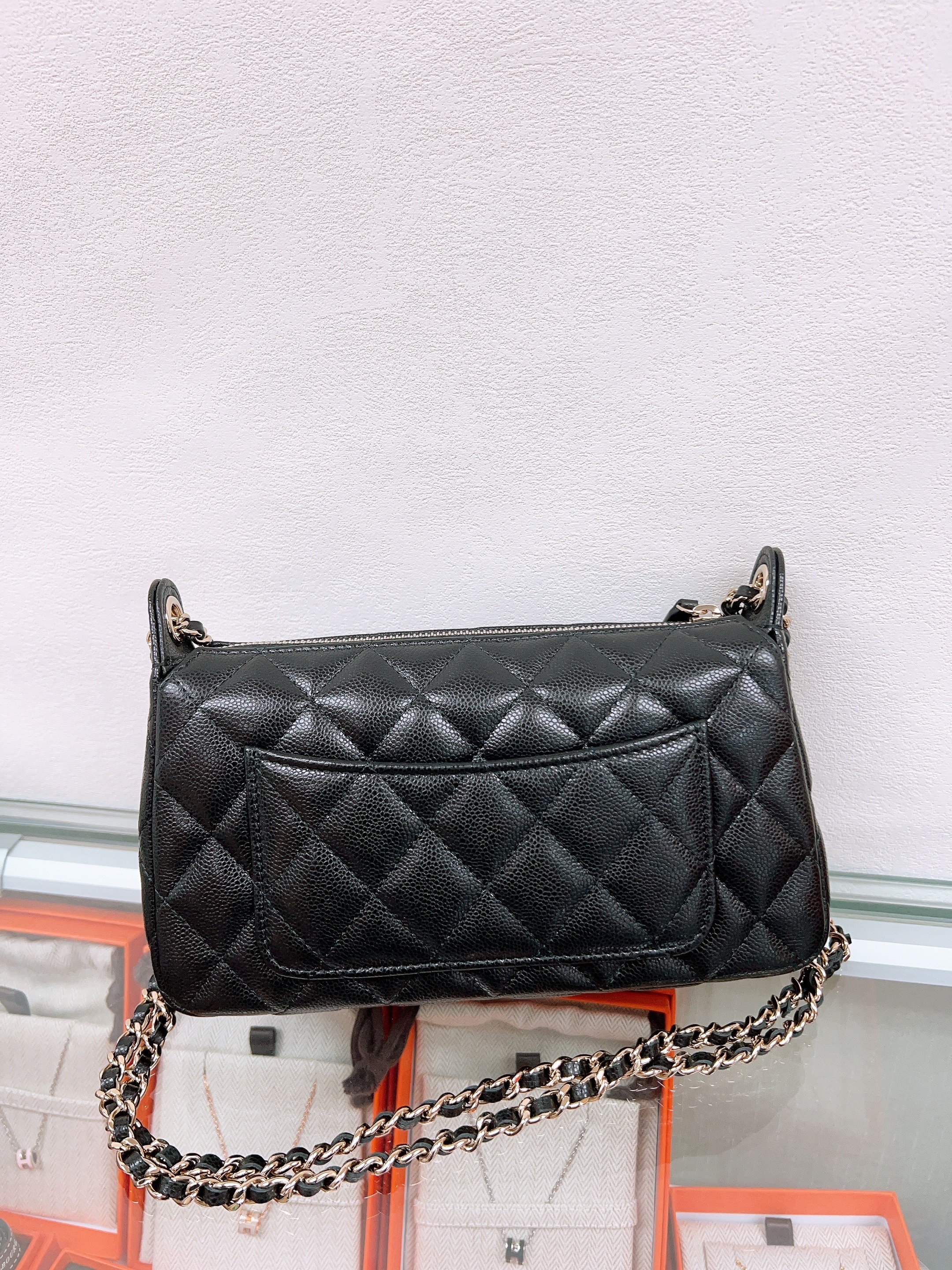 *Unused* Chanel clutch with chain/ woc 麻將包