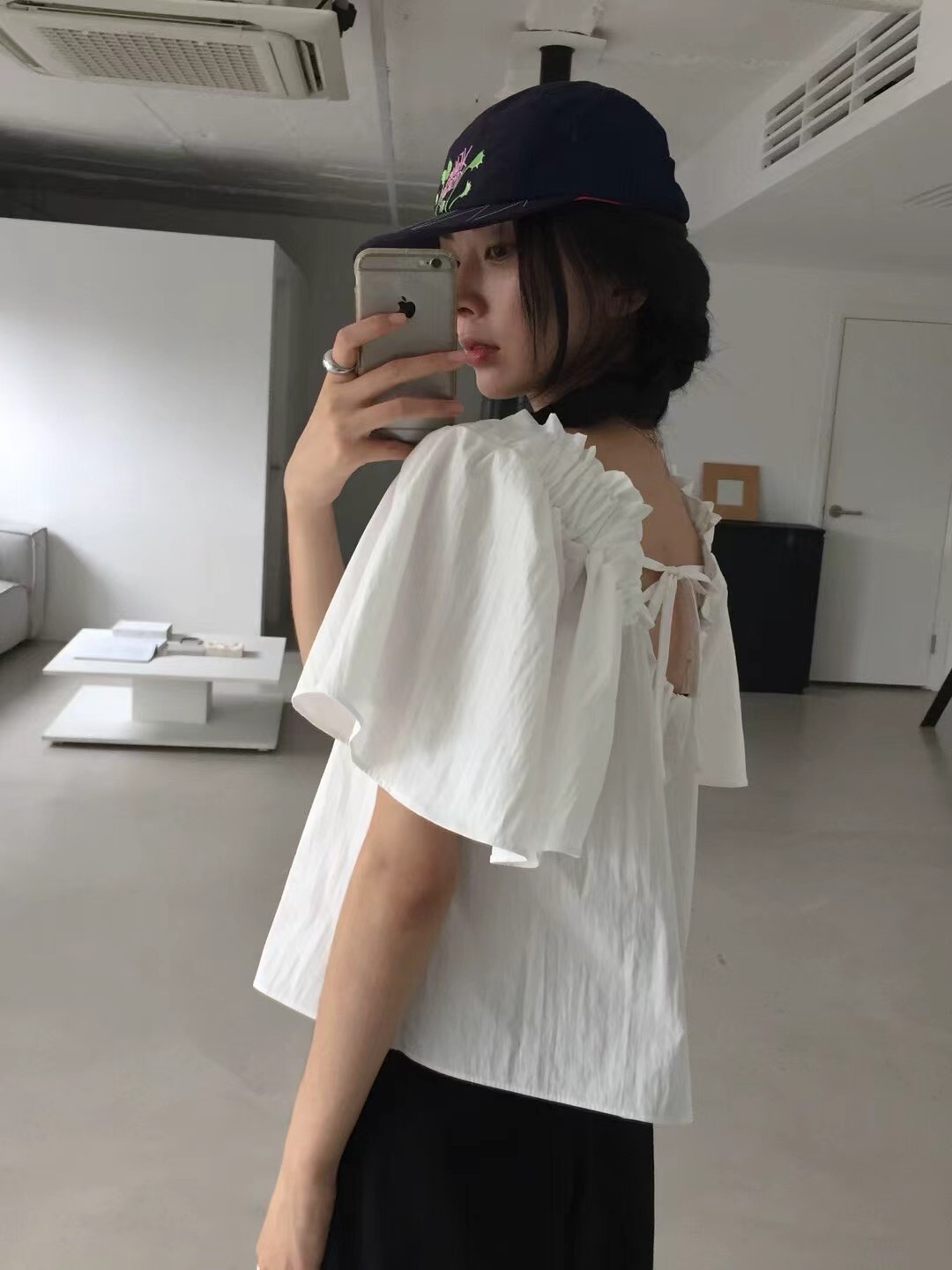 寬袖背綁傘上衣