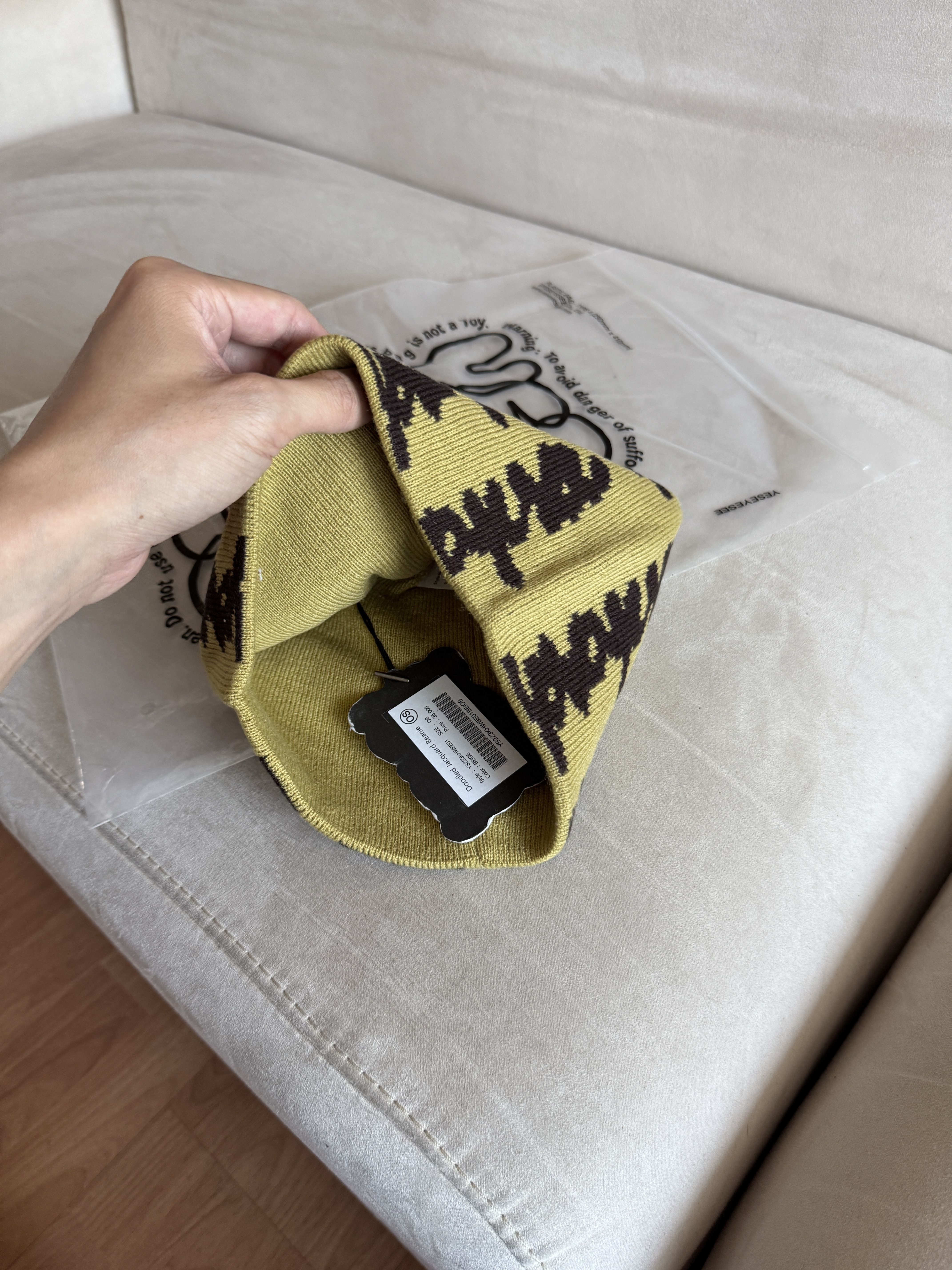 二手帽／Eyesee 毛帽 橄欖色 全新