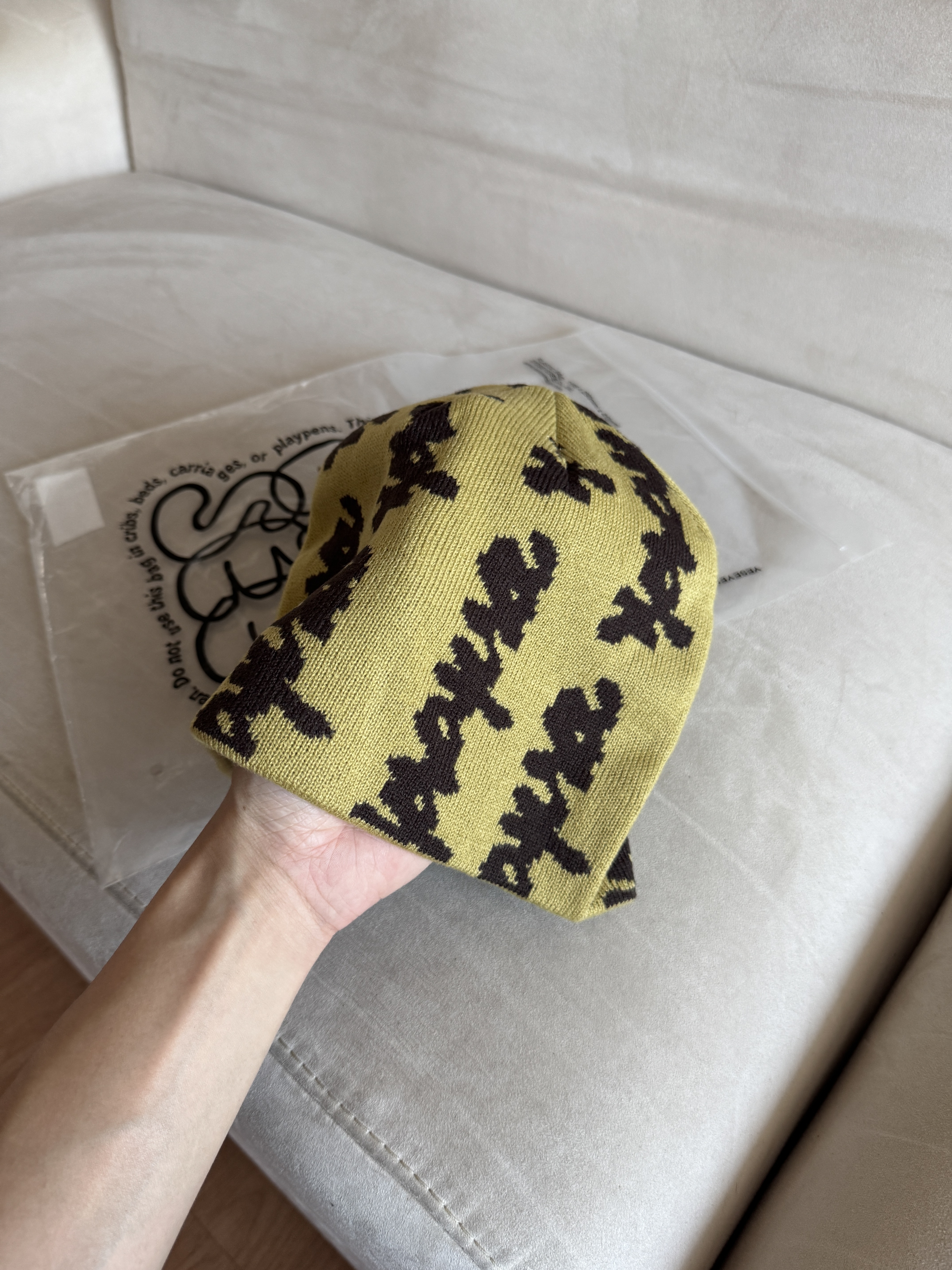 二手帽／Eyesee 毛帽 橄欖色 全新