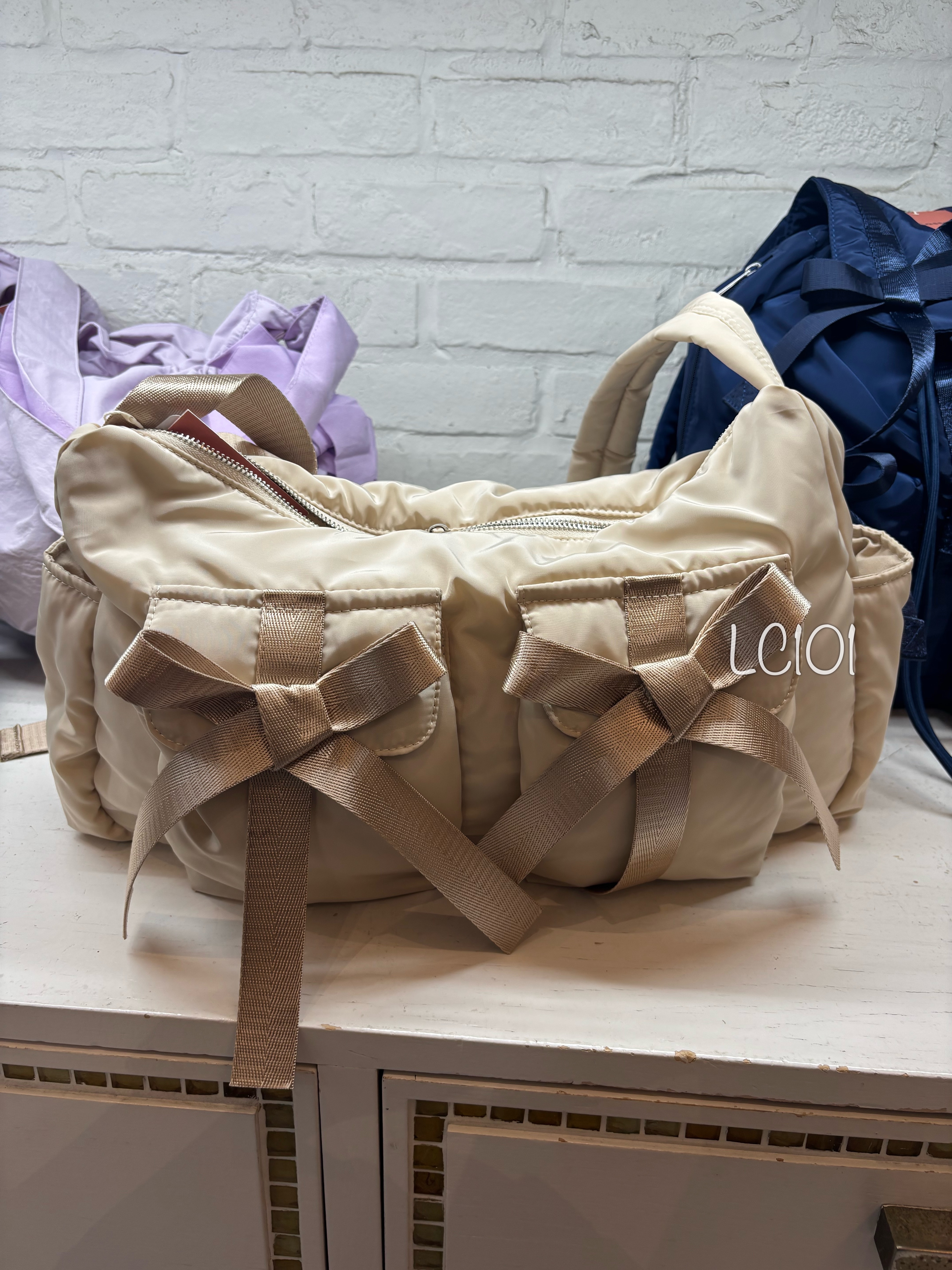 Casselini Ribbon shoulder bag