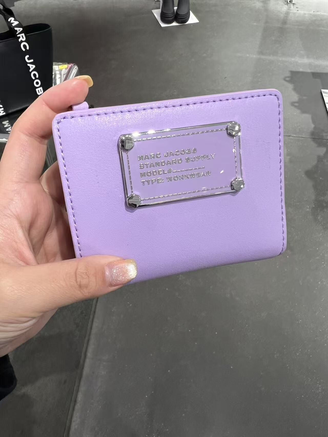 【預購】Marc Jacobs G072824 紫色短款銀包