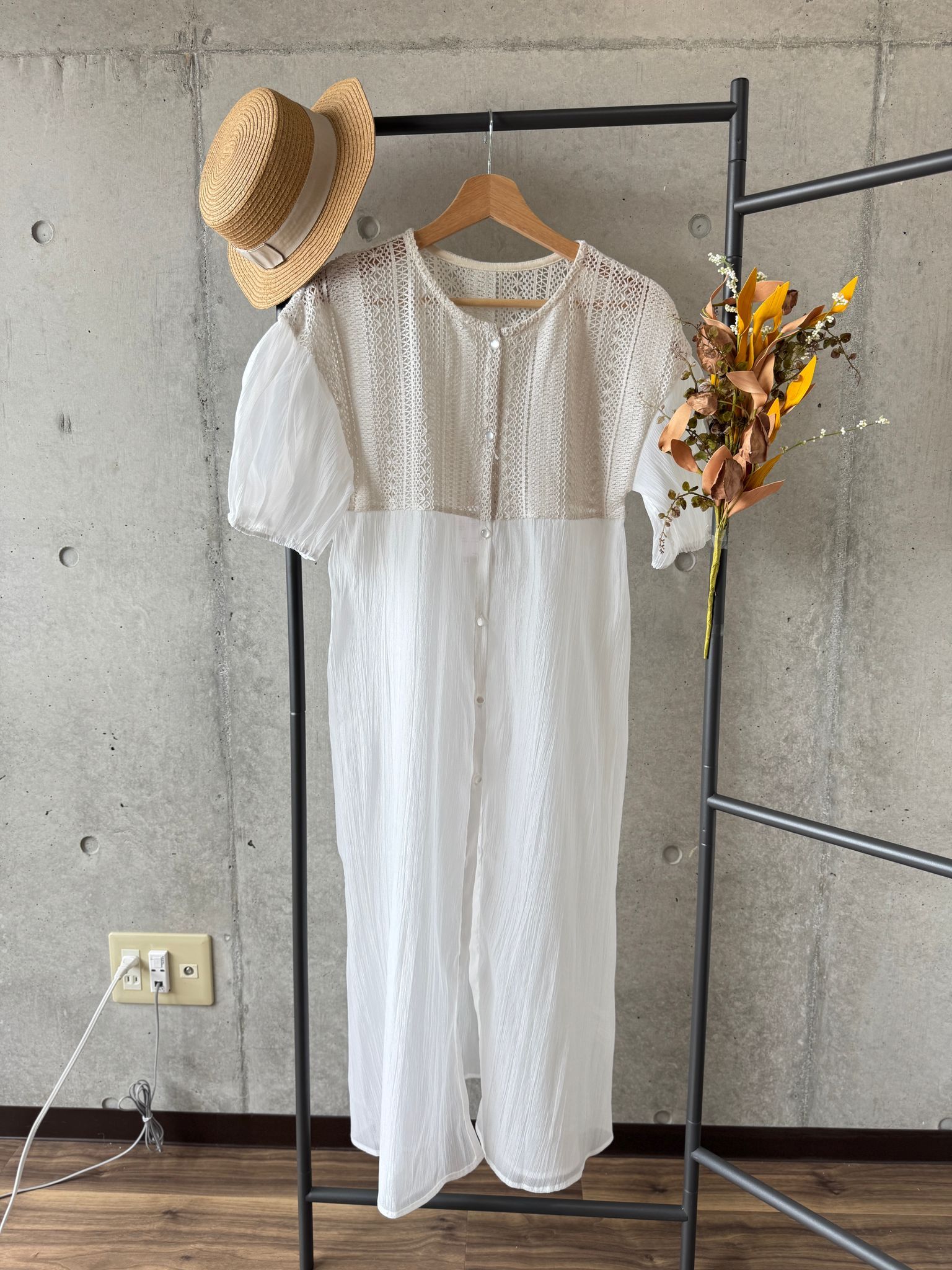 ｛Special Price} 蕾絲拼接紗質泡袖長款外套【日本直送】