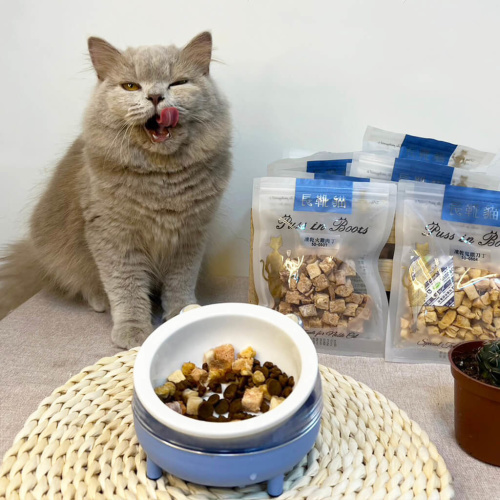 給貓咪專屬的寵愛-長靴貓凍乾