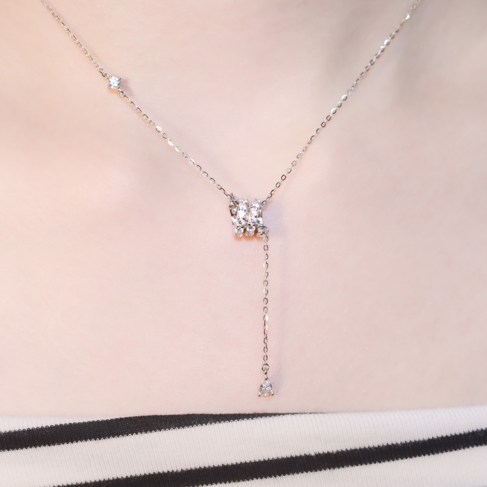 | 925純銀・厚鍍白金 | 流星落下時項鍊 | NE1446 |