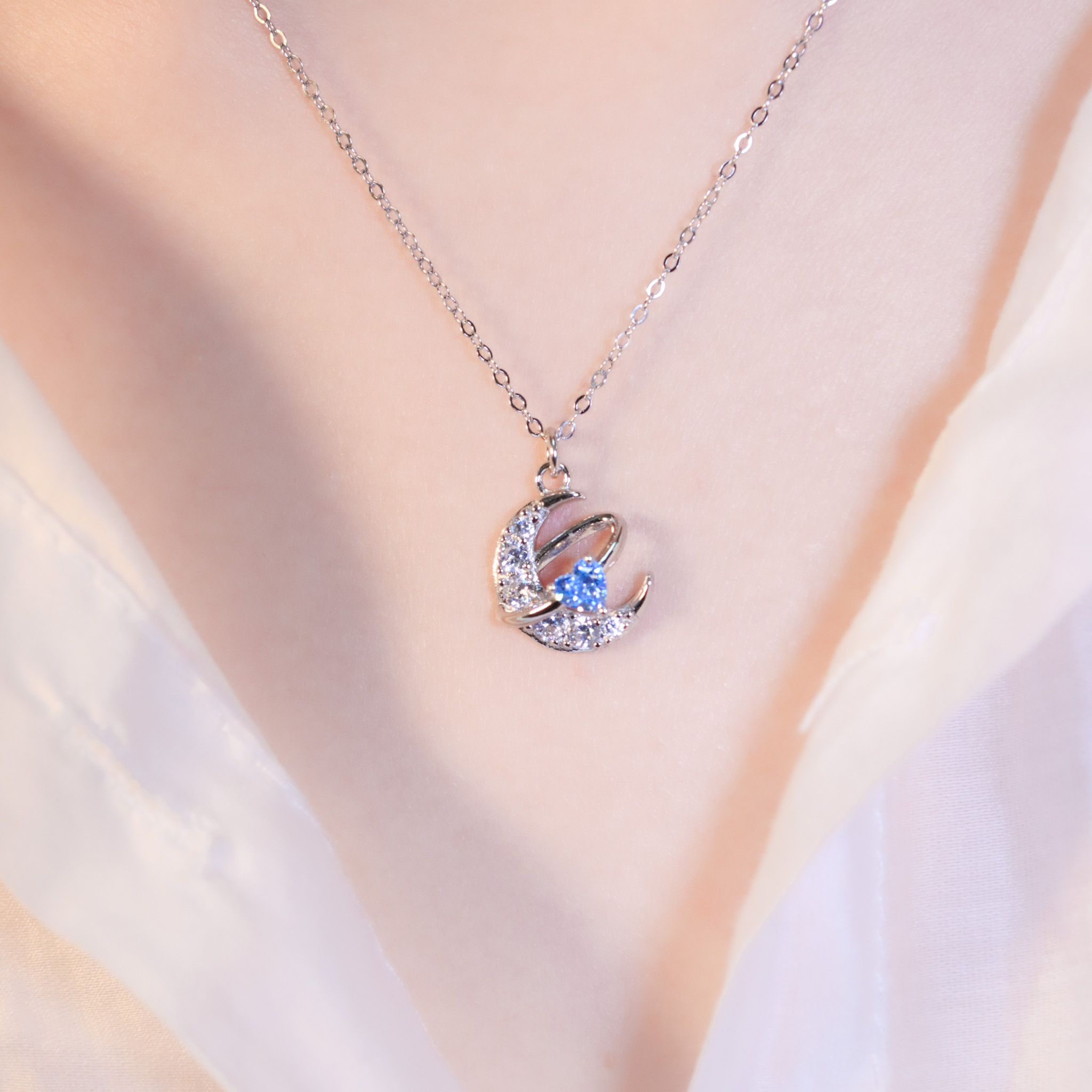 | 925純銀・厚鍍白金 | 圍繞唯一的你項鍊 | NE1464 |