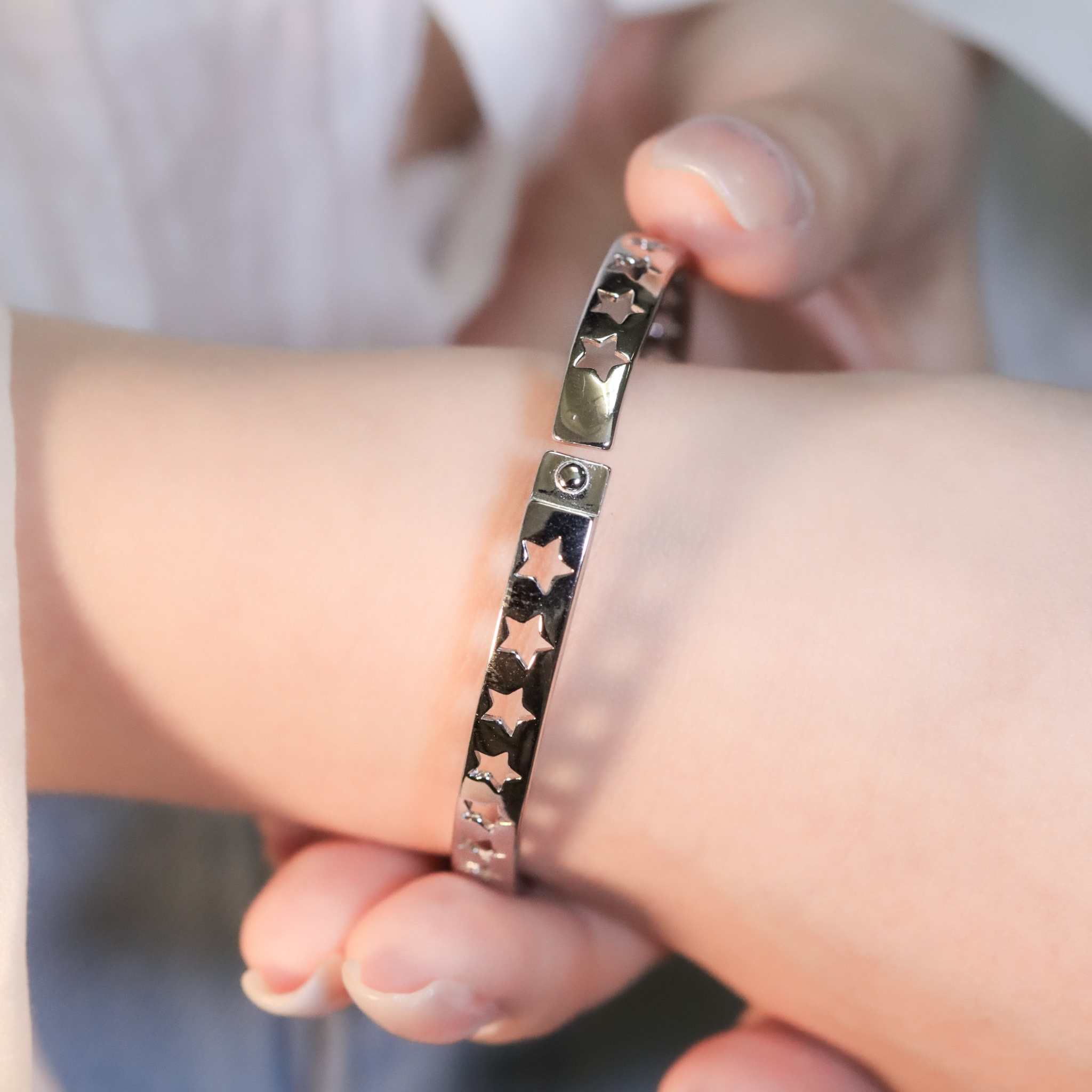 | 925純銀・厚鍍白金 | 漫星光影手鐲 | BR1372 |