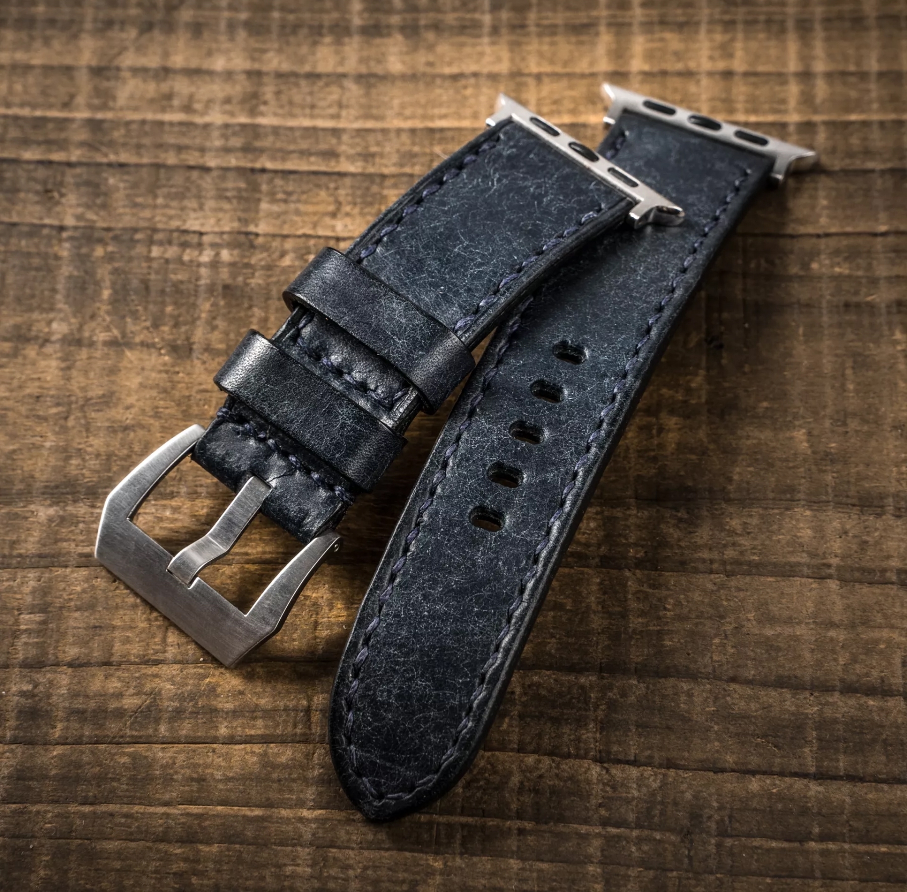 【沃坦】磨砂牛皮錶帶 Apple Watch / 002 夜幕藍