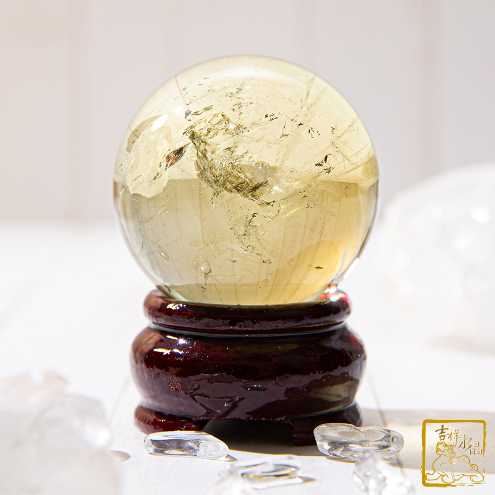 黃水晶球 4.5cm 活力自信