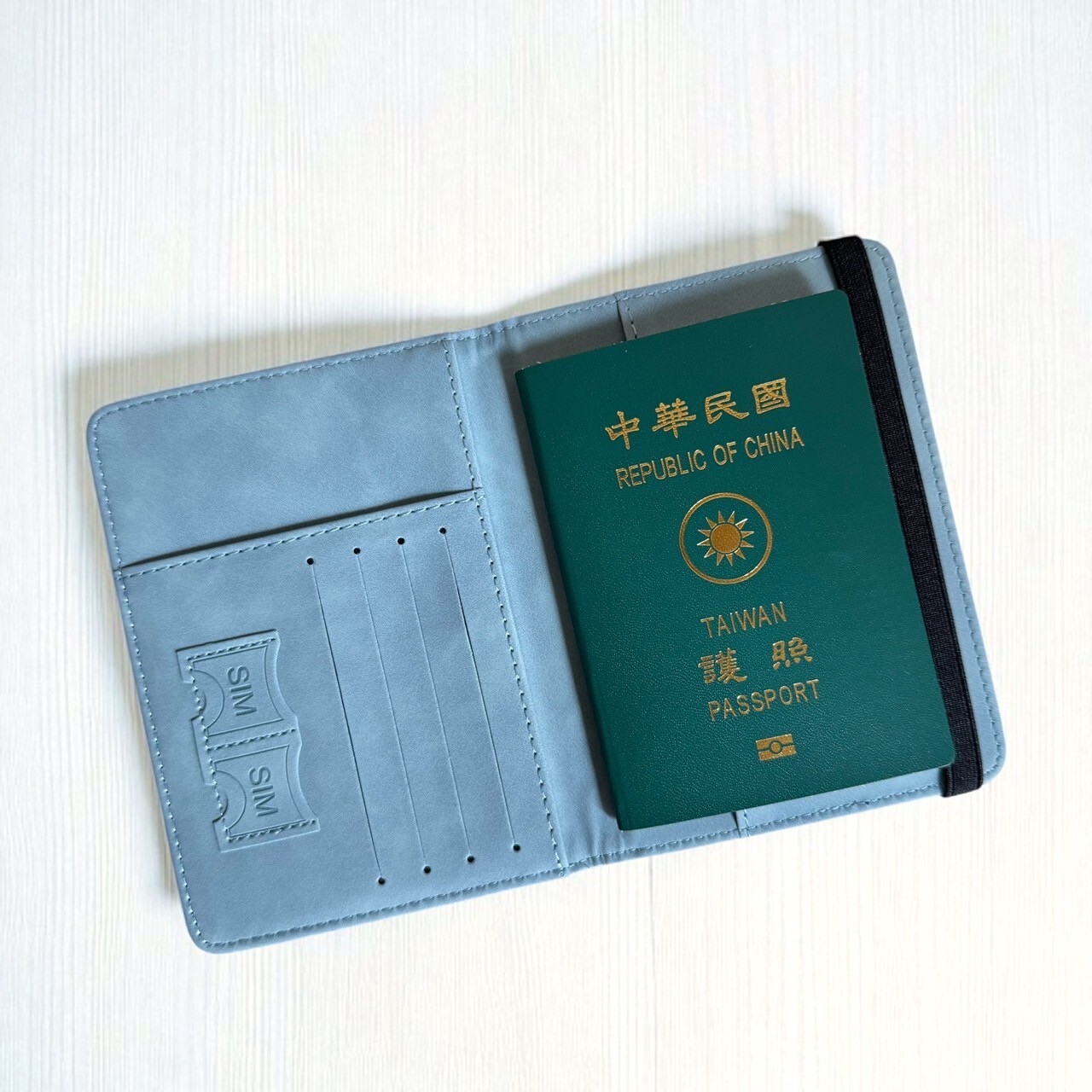 【路易斯與布丁】 防盜護照套