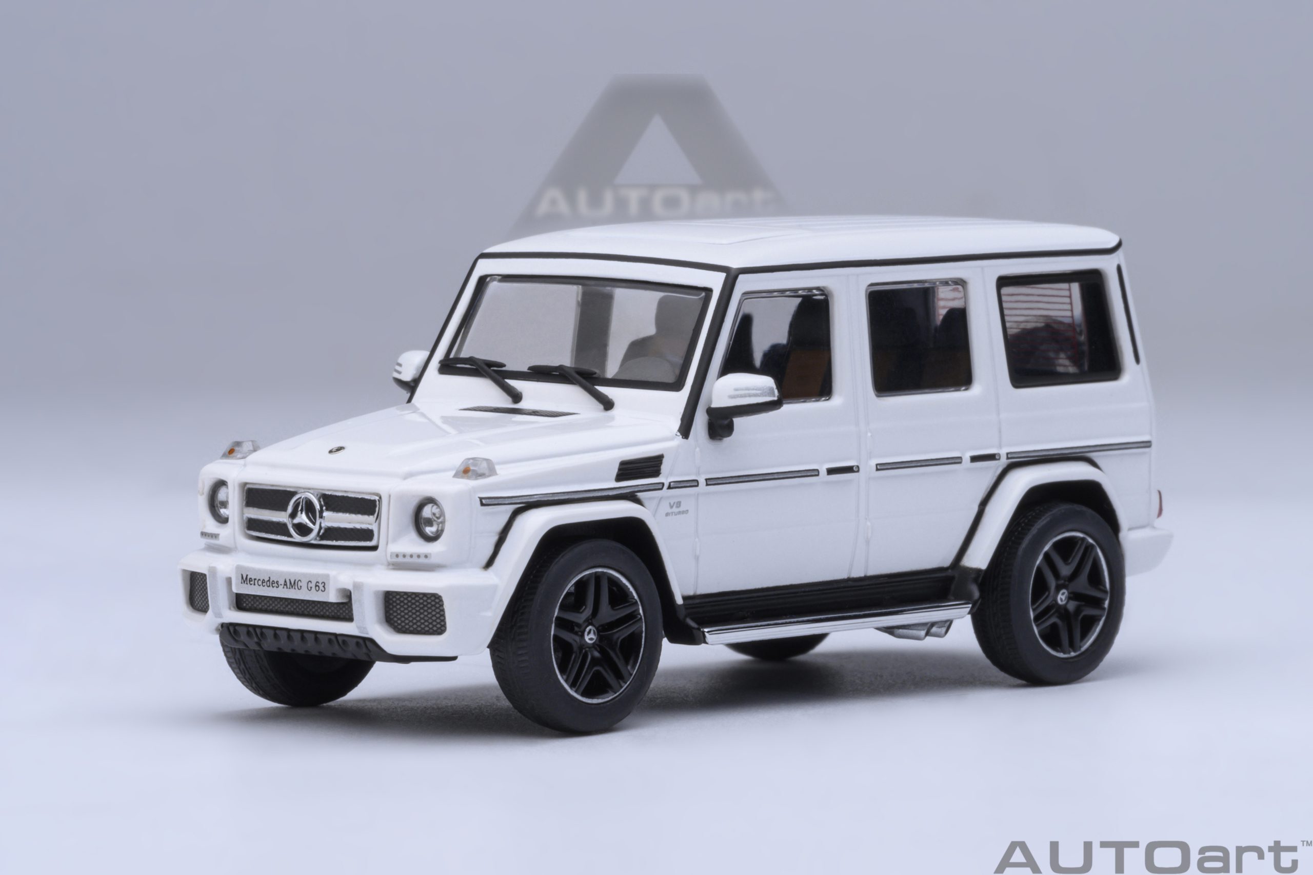 1/64 AUTOART Mercedes-AMG G63 2017 (White) (A20112)