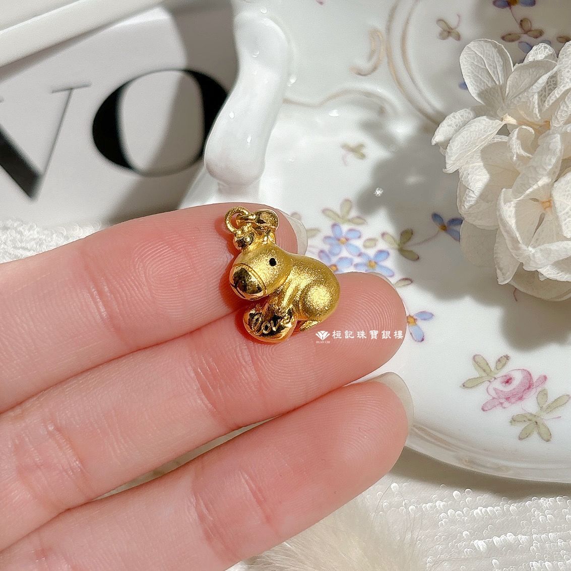 卡皮巴拉 黃金墜子