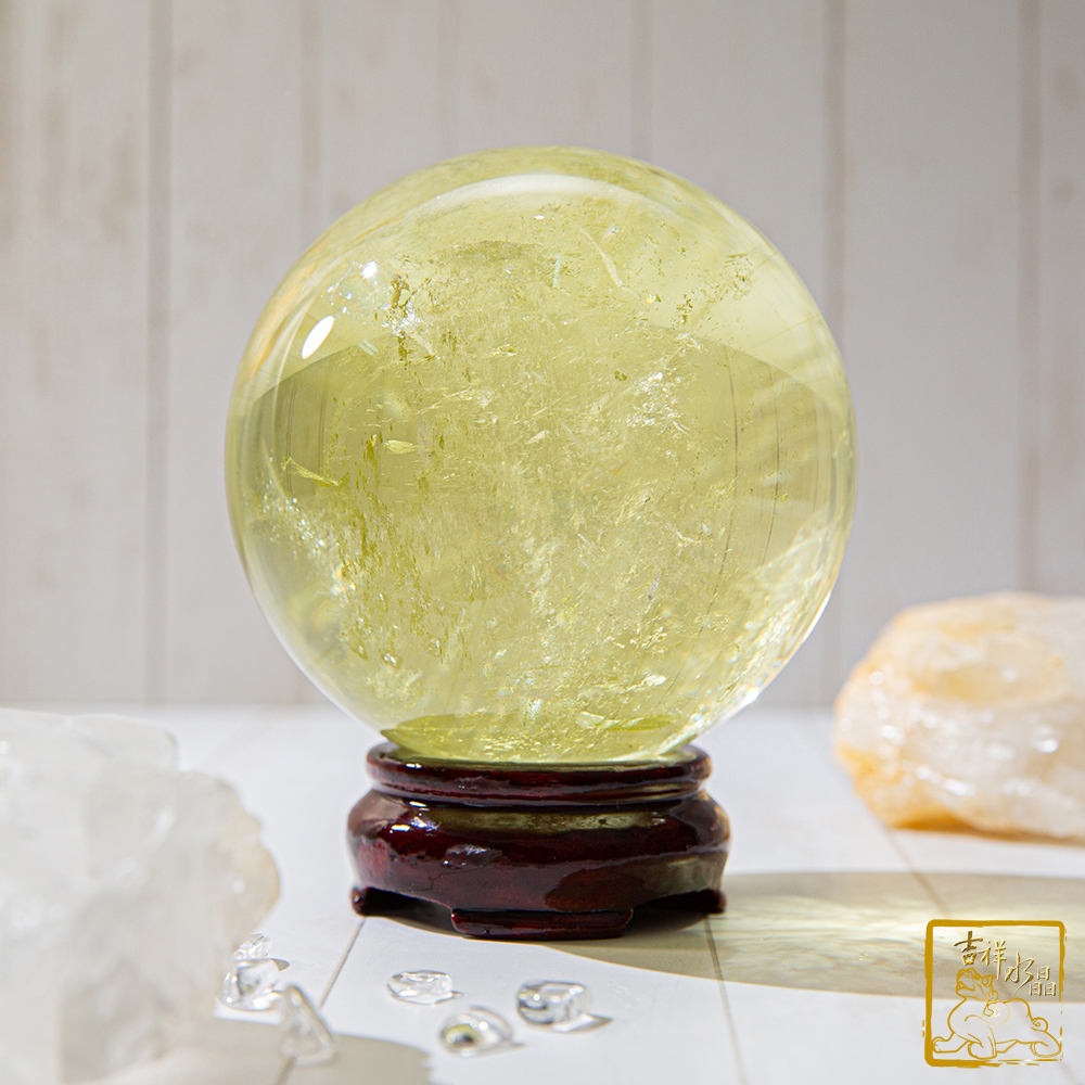黃水晶球 8.9cm 開運招財