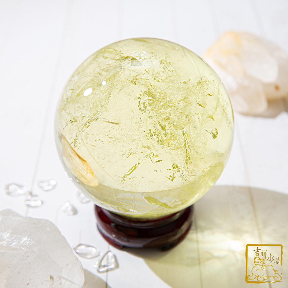 黃水晶球 8.9cm 開運招財