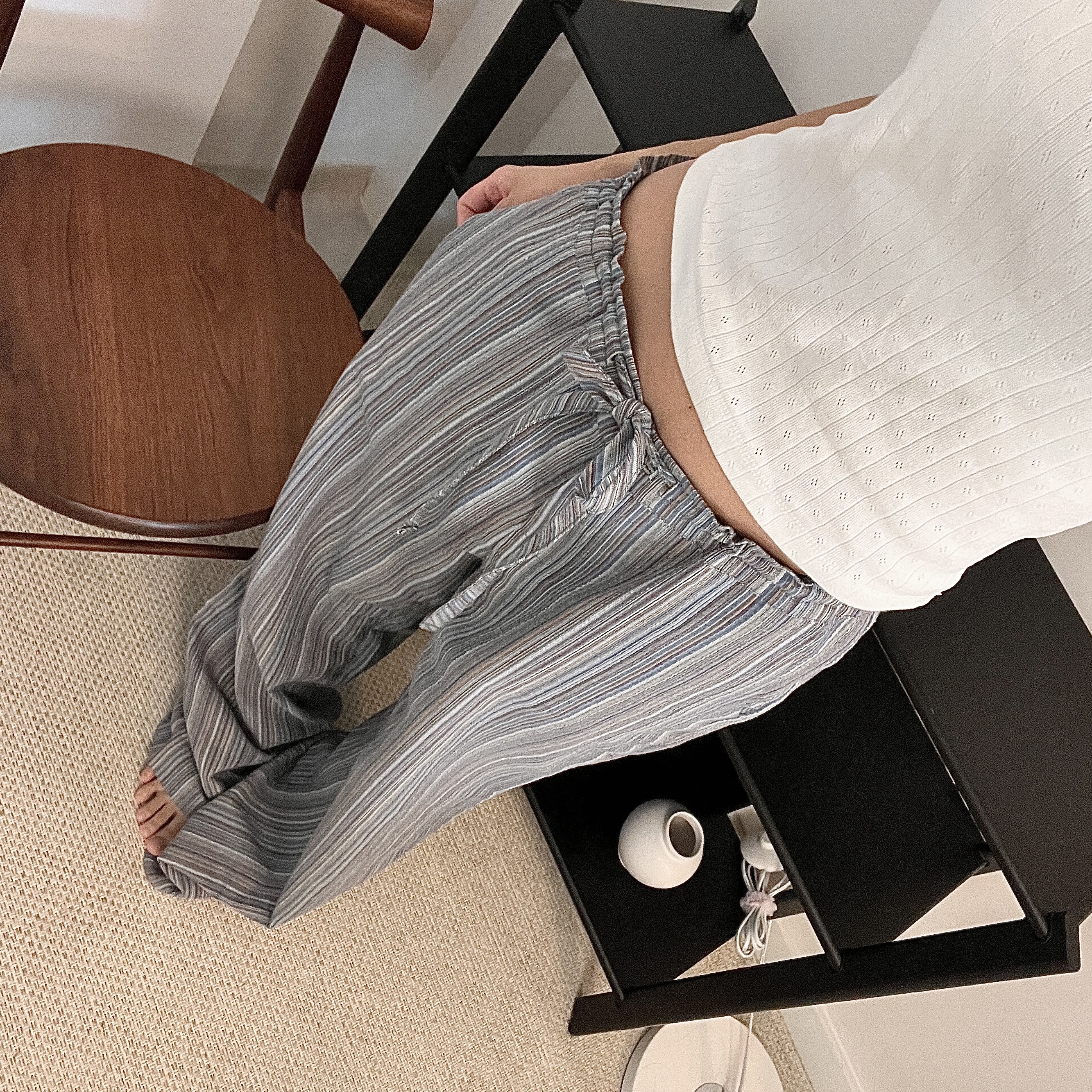 混色織紋設計感 藍直條紋寬褲