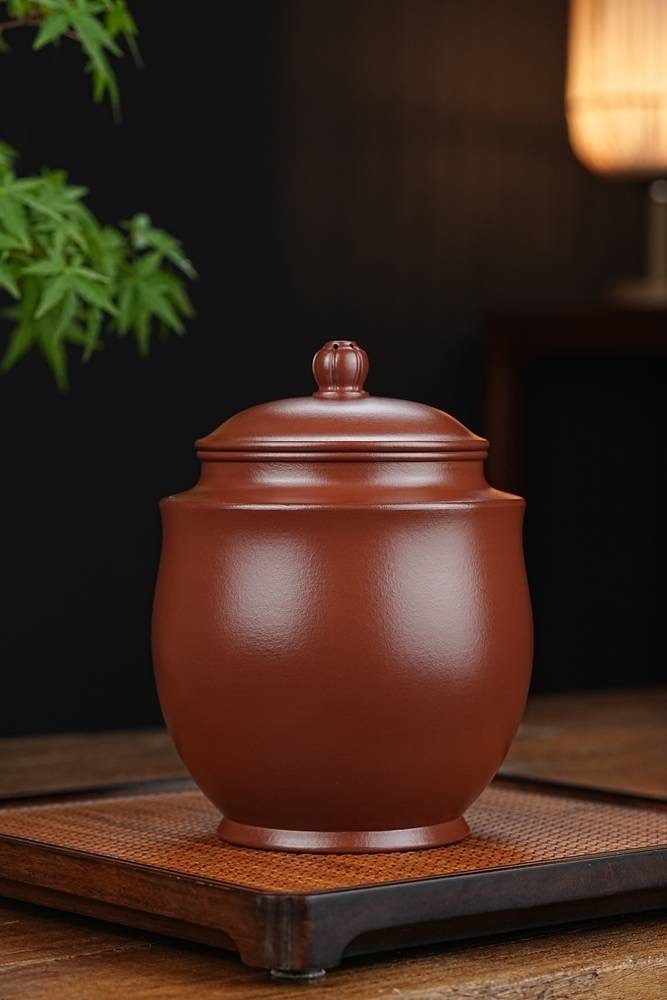 【紫雲】-- 紫砂之美：茶葉的守護者。