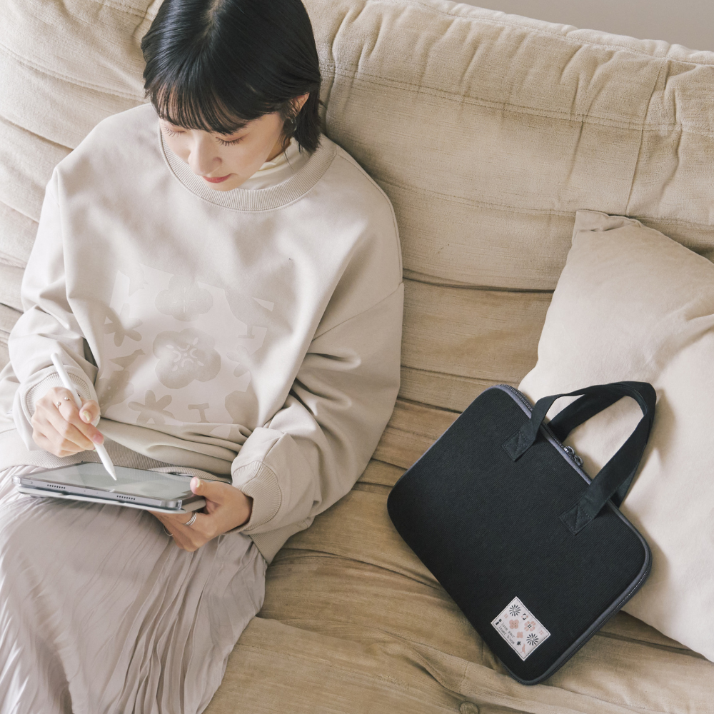 印花樂11吋iPad收納包-手提款/"I"系列/深邃黑