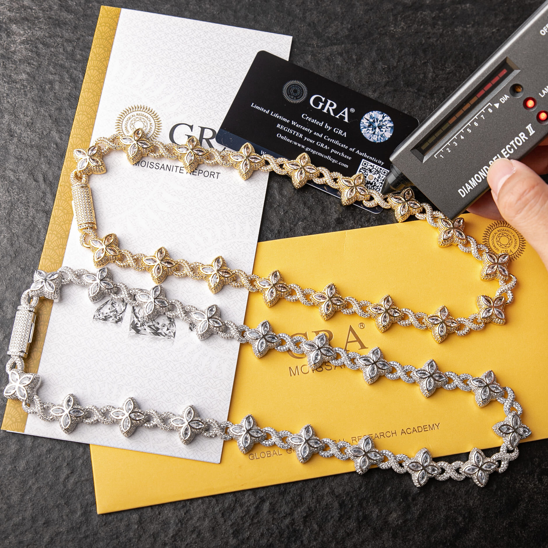 925純銀莫桑石滿鑲無限記號幸運草項鍊