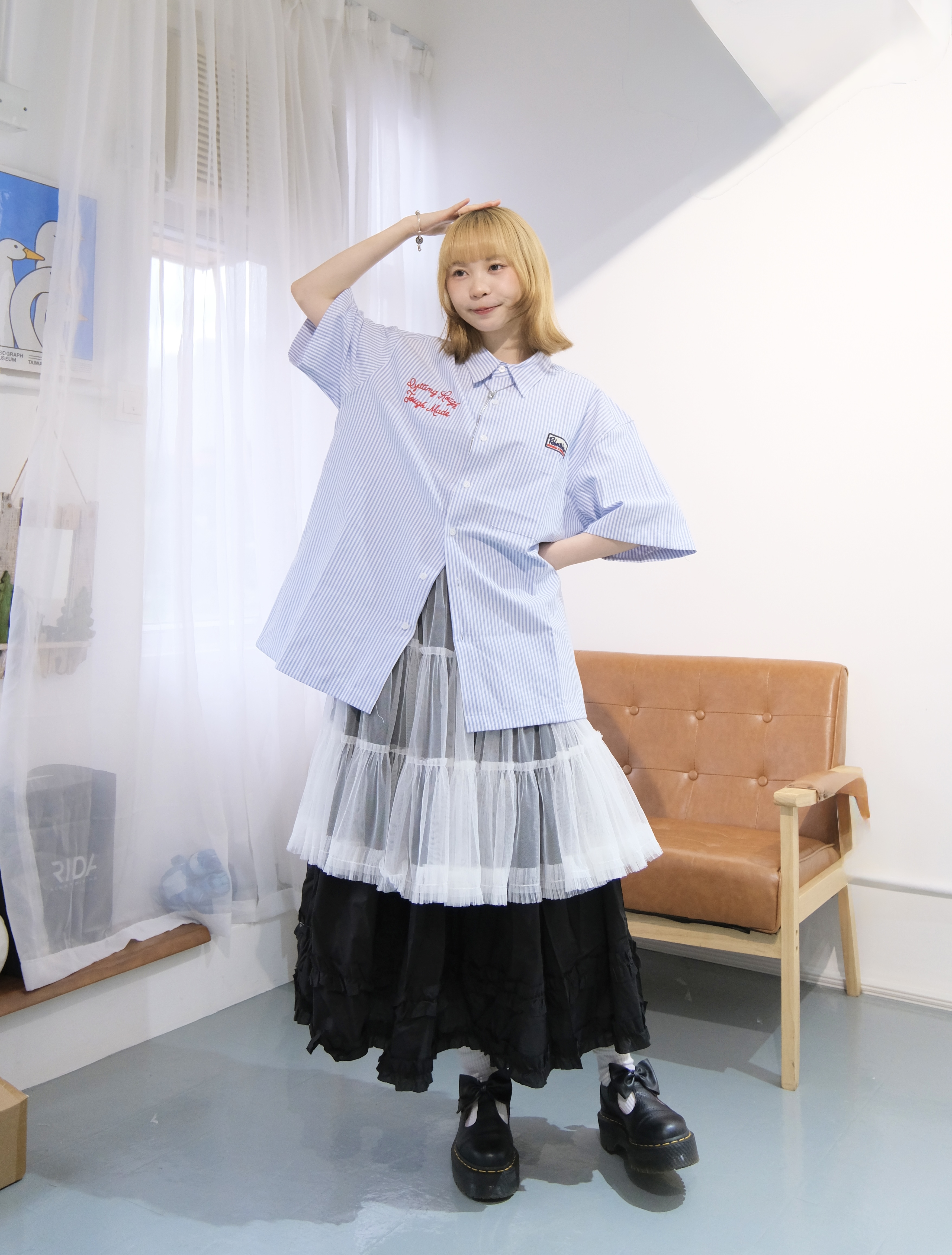 刺繡字母直條oversize恤 (BLUE/BLACK)