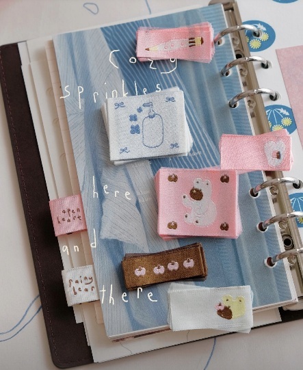 手的溫度bighands．Rainy Days系列 布標 共三款