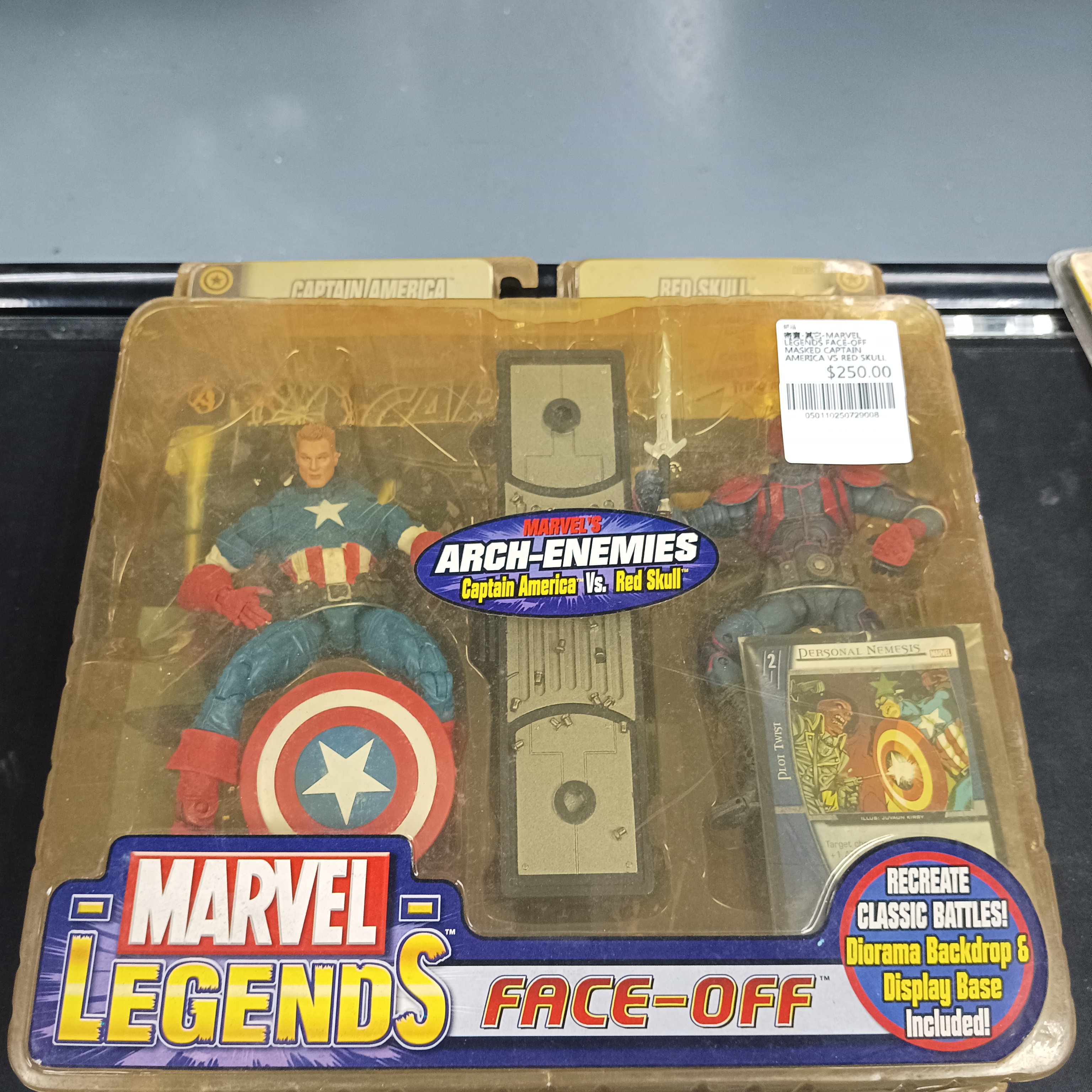 寄賣-其它-MARVEL LEGENDS FACE-OFF MASKED CAPTAIN AMERICA VS RED SKULL