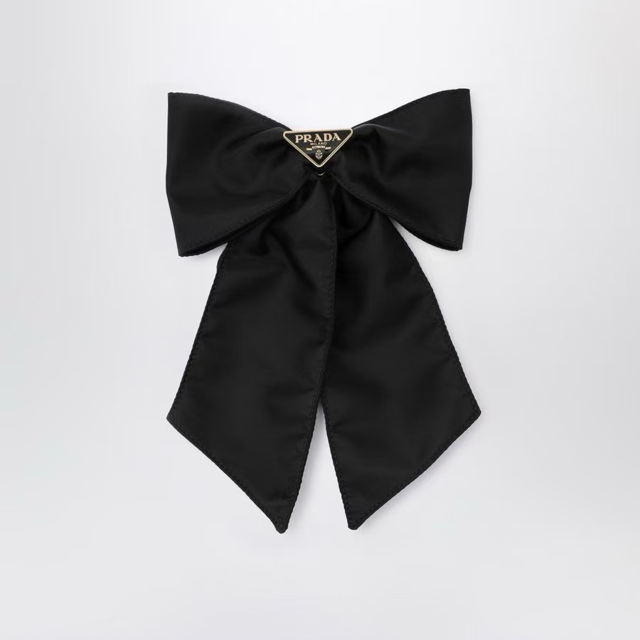 Prada黑金蝴蝶結 -T