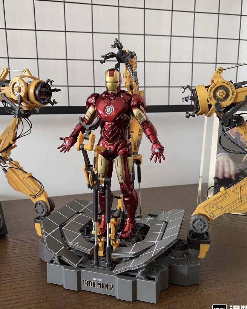 #現貨 ZD Toys 1/10 Iron Man Mark IV Suit-Up Gantry 鋼鐵人 馬克四號 拆甲台套裝組 模型
