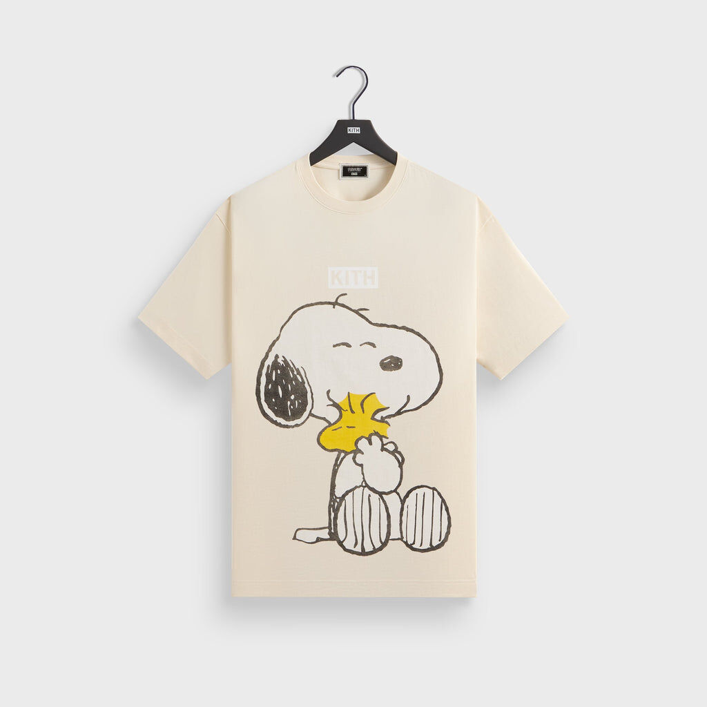 2025SS Kith for Peanuts HUG VINTAGE TEE-SANDRIFT SNOOPY 史努比 聯名 水洗 短T 現貨 KHM033407-104
