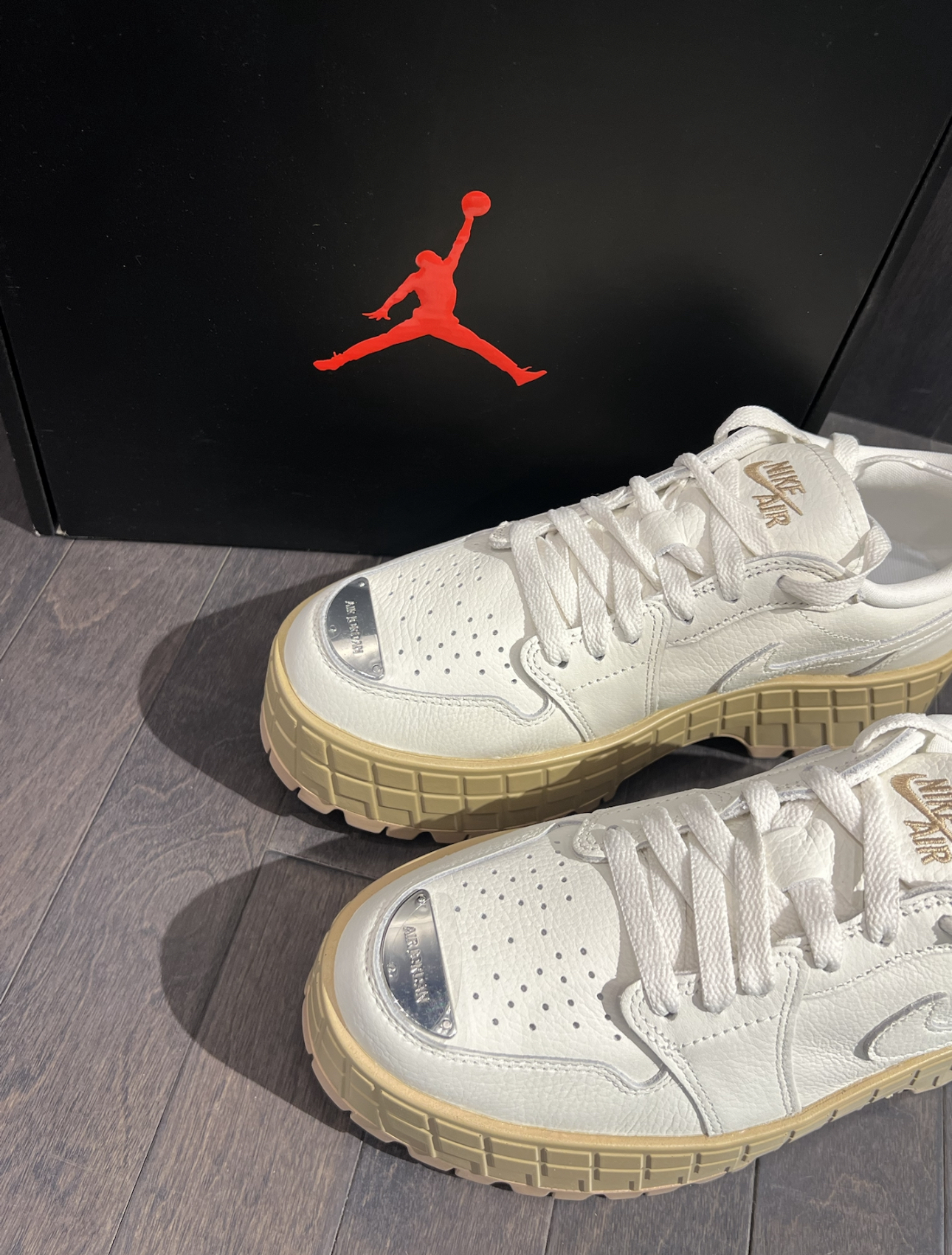 Nike Air Jordan 1 Brooklyn Low Rattan/Desert Camo HF318