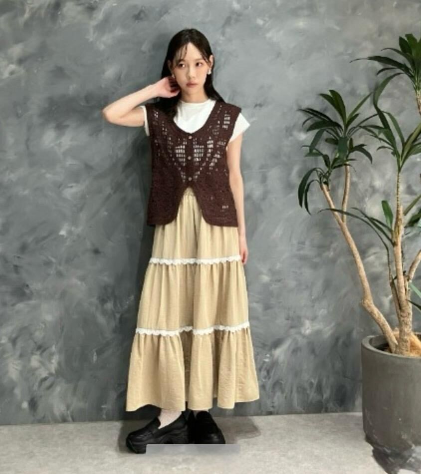 {Special Price} 大地色系棉質花邊長裙（兩色入）【日本直送】