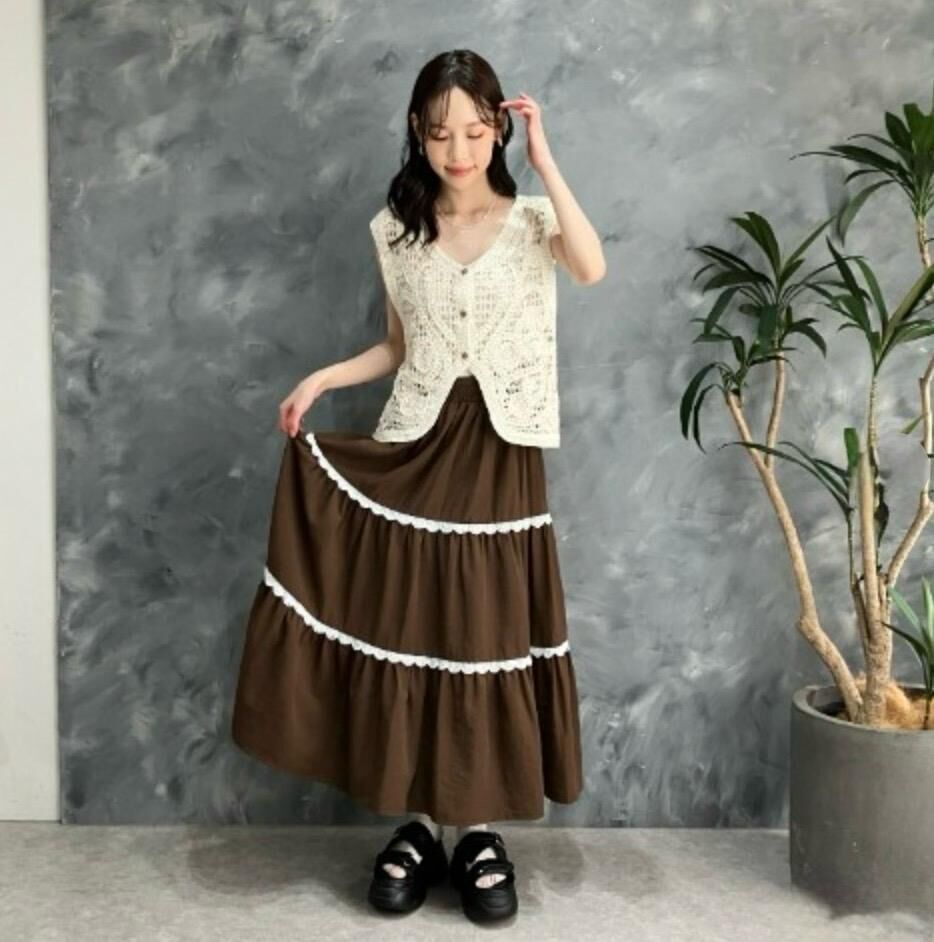 {Special Price} 大地色系棉質花邊長裙（兩色入）【日本直送】
