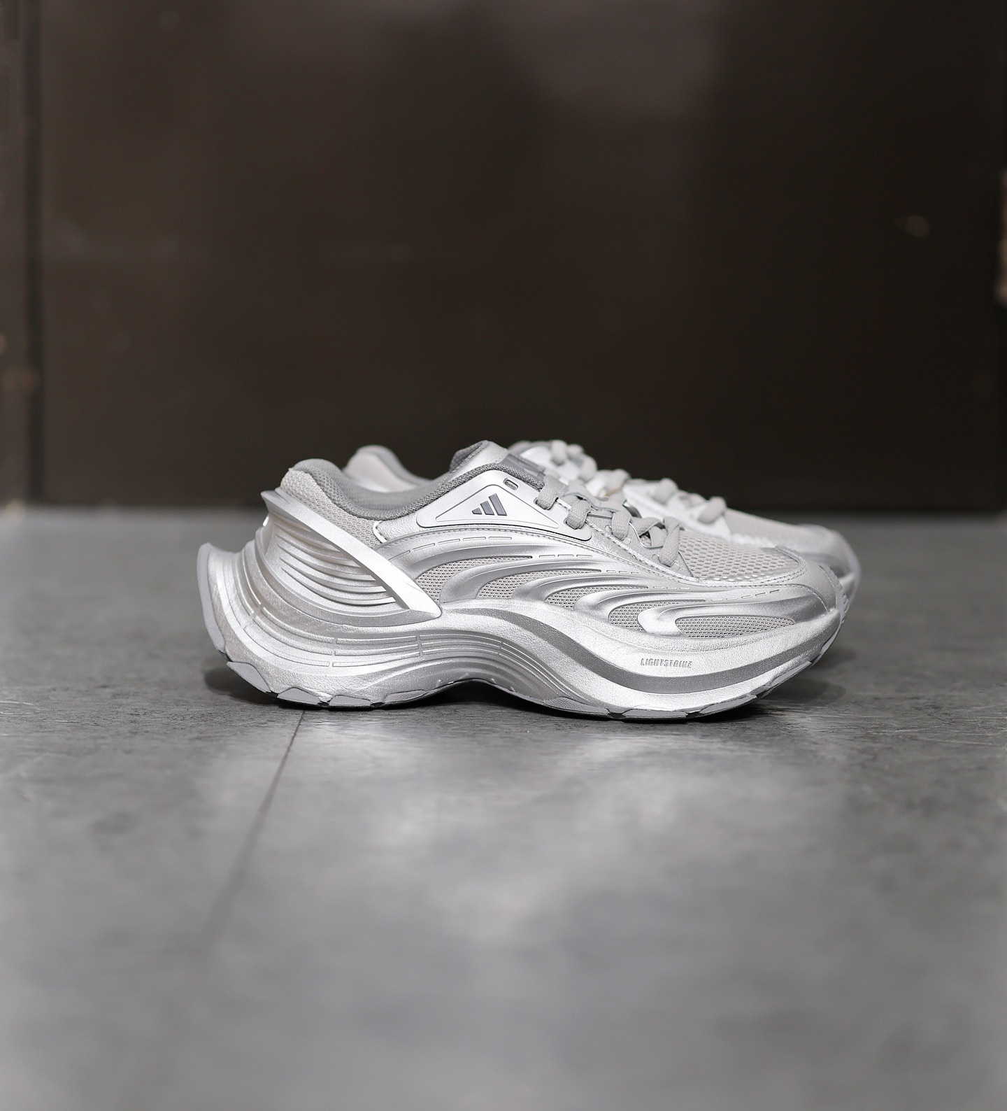 Adidas XLG MTW ”Silver“ 銀色 IH1574