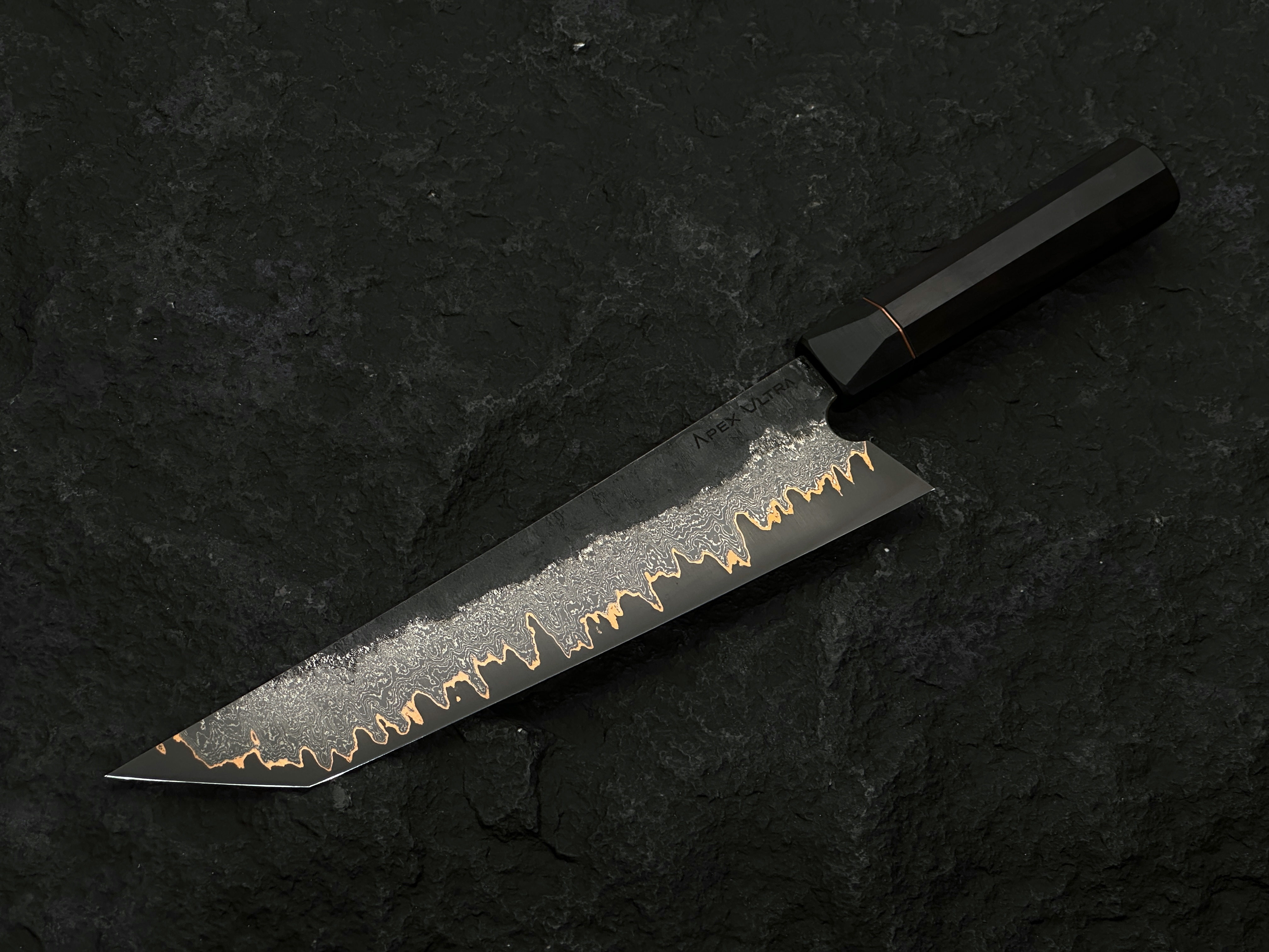 Songpon Apex Ultra Cu-Mai 大馬士革鋼 先丸牛刀