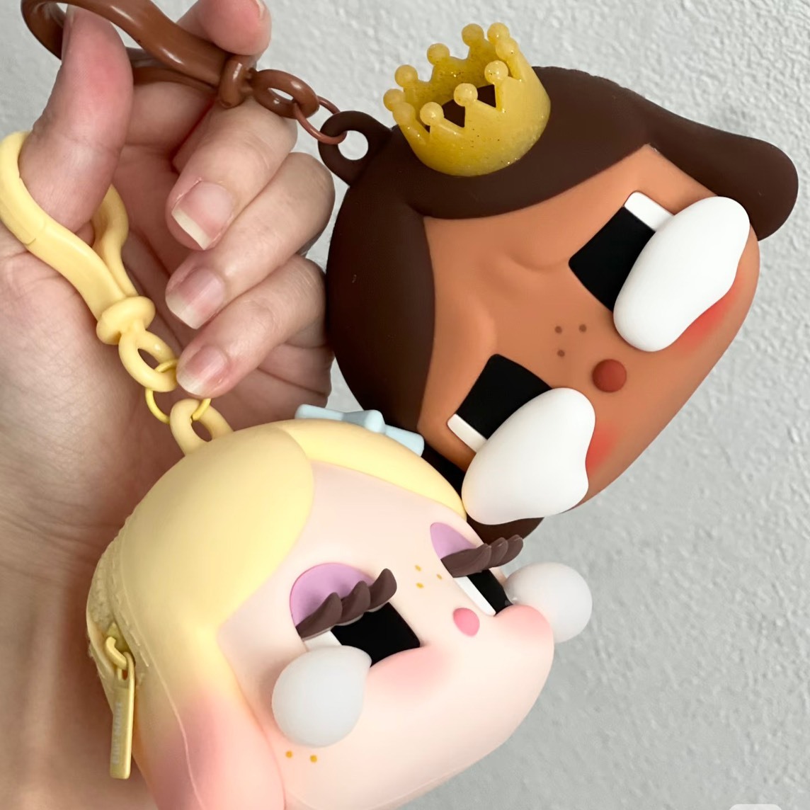 POP MART 泡泡瑪特 CRYBABY SHINY SHINY 系列 哭娃 大頭 耳機包 公仔 耳機掛件包