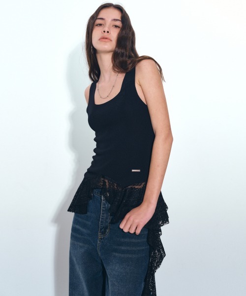 NICK&NICOLE LACE SQUARE SLEEVELESS TOP