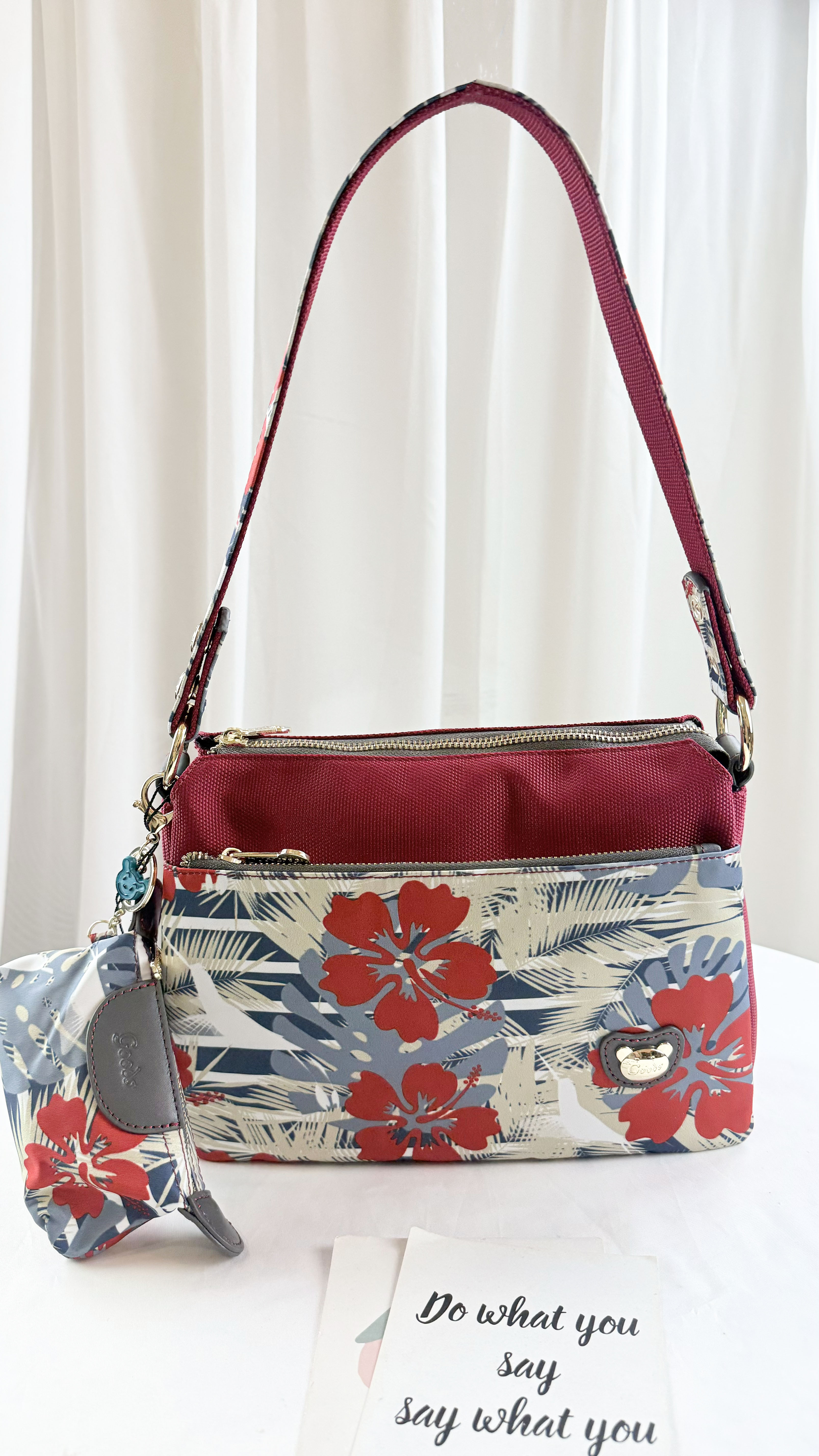 GOODS 紅花朵拼色防潑水肩背包 / 側背包  附零錢包 #29259