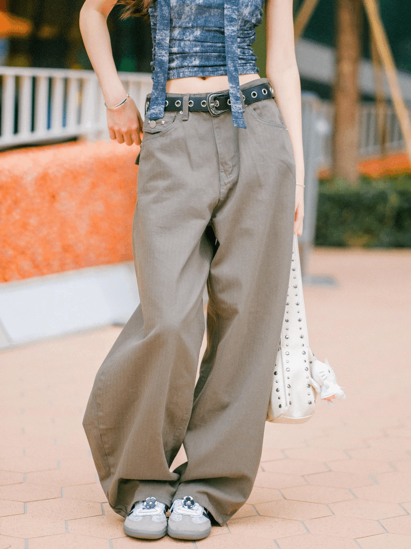 【網站預訂優惠】窩釘口袋彎刀褲