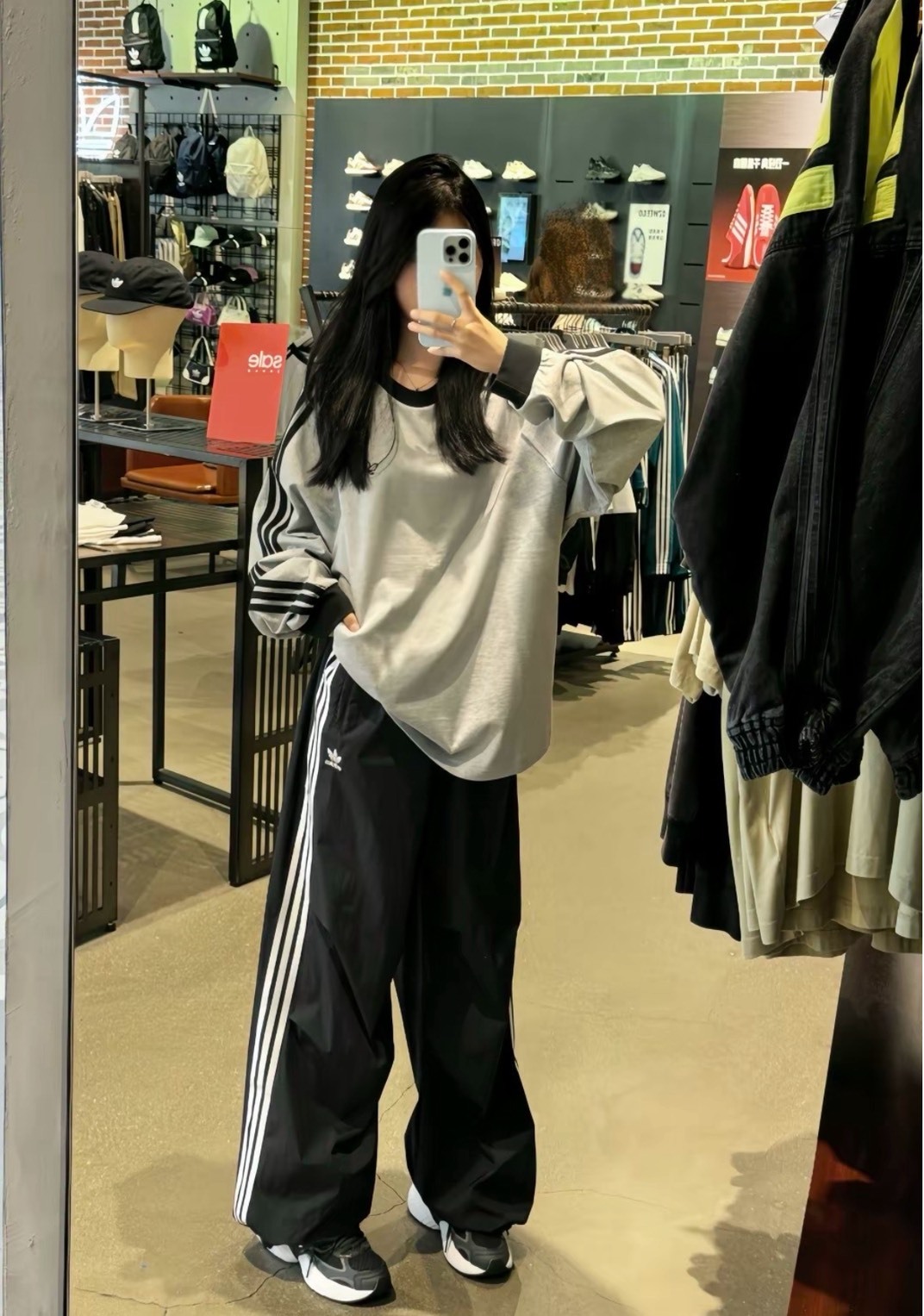 🔥 adidas Originals × YESEYESEE 聯名 三線運動長褲 男款 黑色 潮流百搭款 (三條線束口褲 韓國潮牌聯名) July25