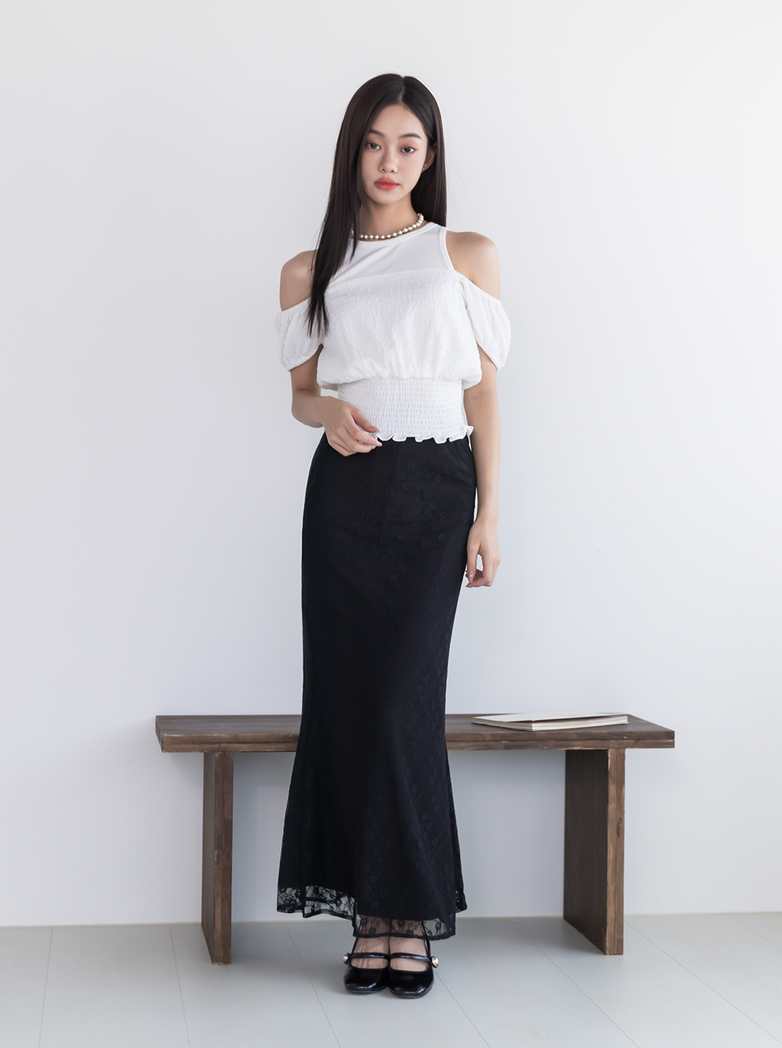 撞色露肩短袖上衣