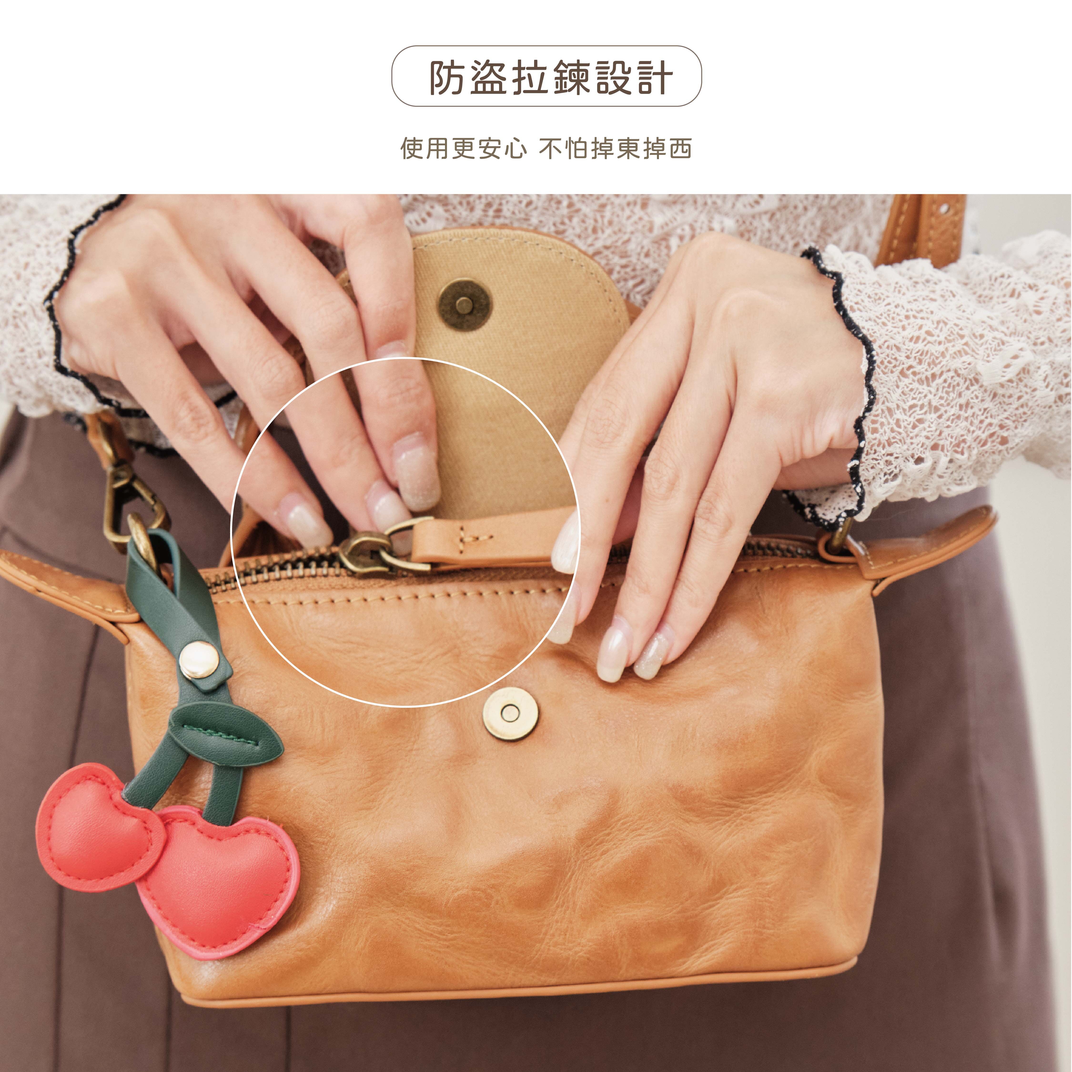 內部簡潔分層,收納井然有序