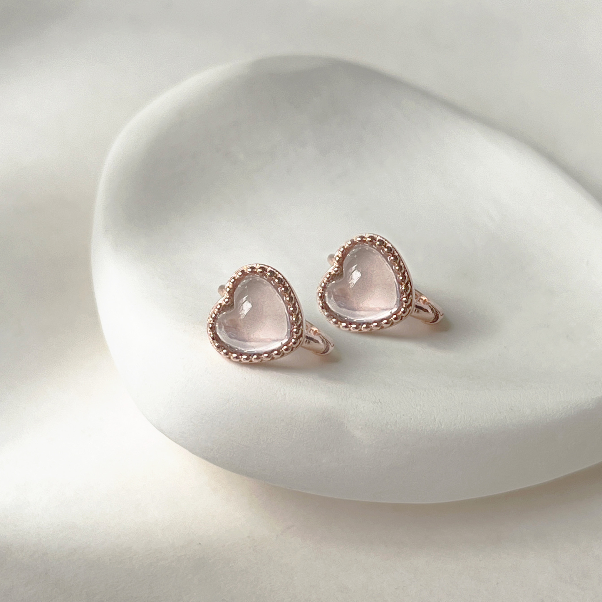 大蛋糕愛心粉晶耳圈