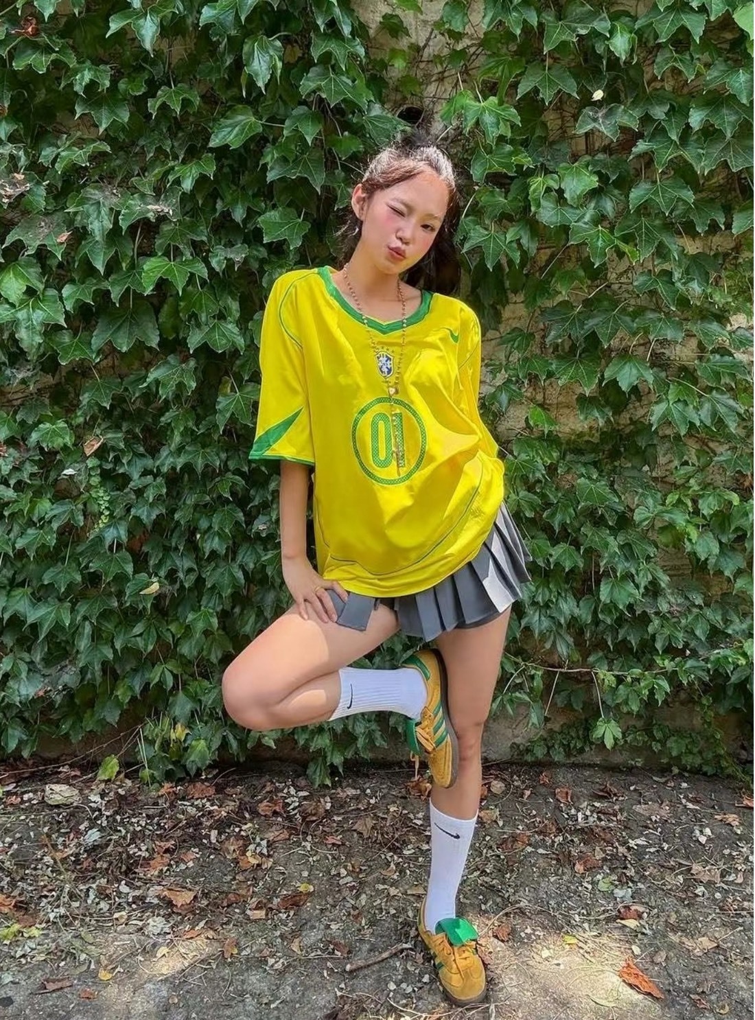 Nike 巴西隊復刻短袖T恤👕 百搭運動風 男女同款 V領足球衣款式 July25