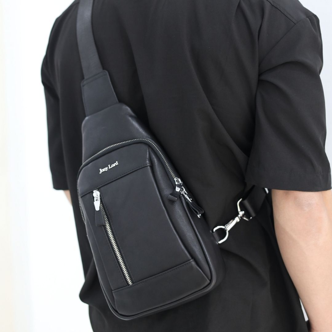 休閒單肩斜背胸包(真皮男包/多夾層側背包/百搭斜背)